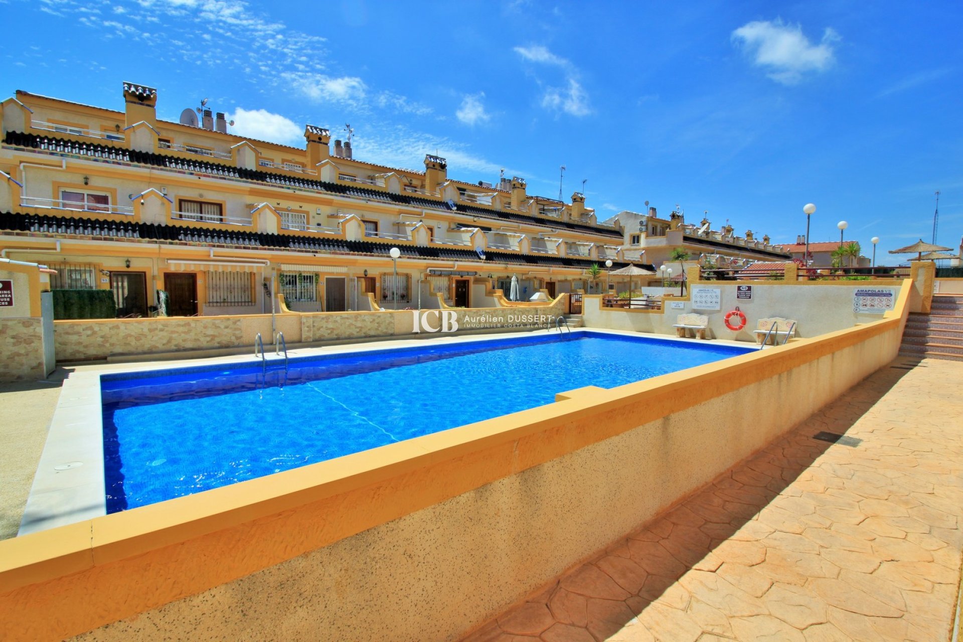 Resale - Townhouse -
Orihuela Costa - Playa Flamenca