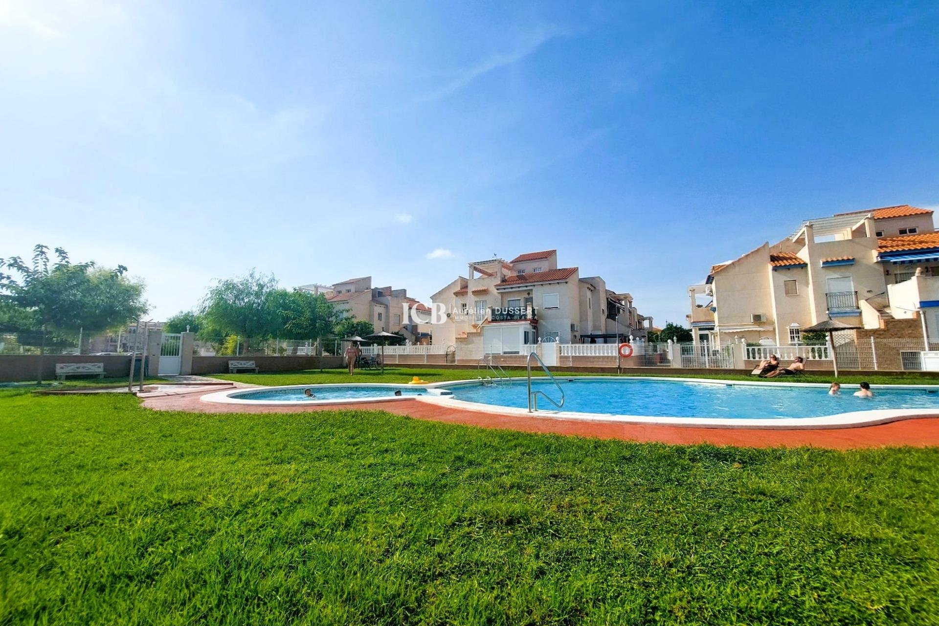 Resale - Townhouse -
Orihuela Costa - Playa Flamenca