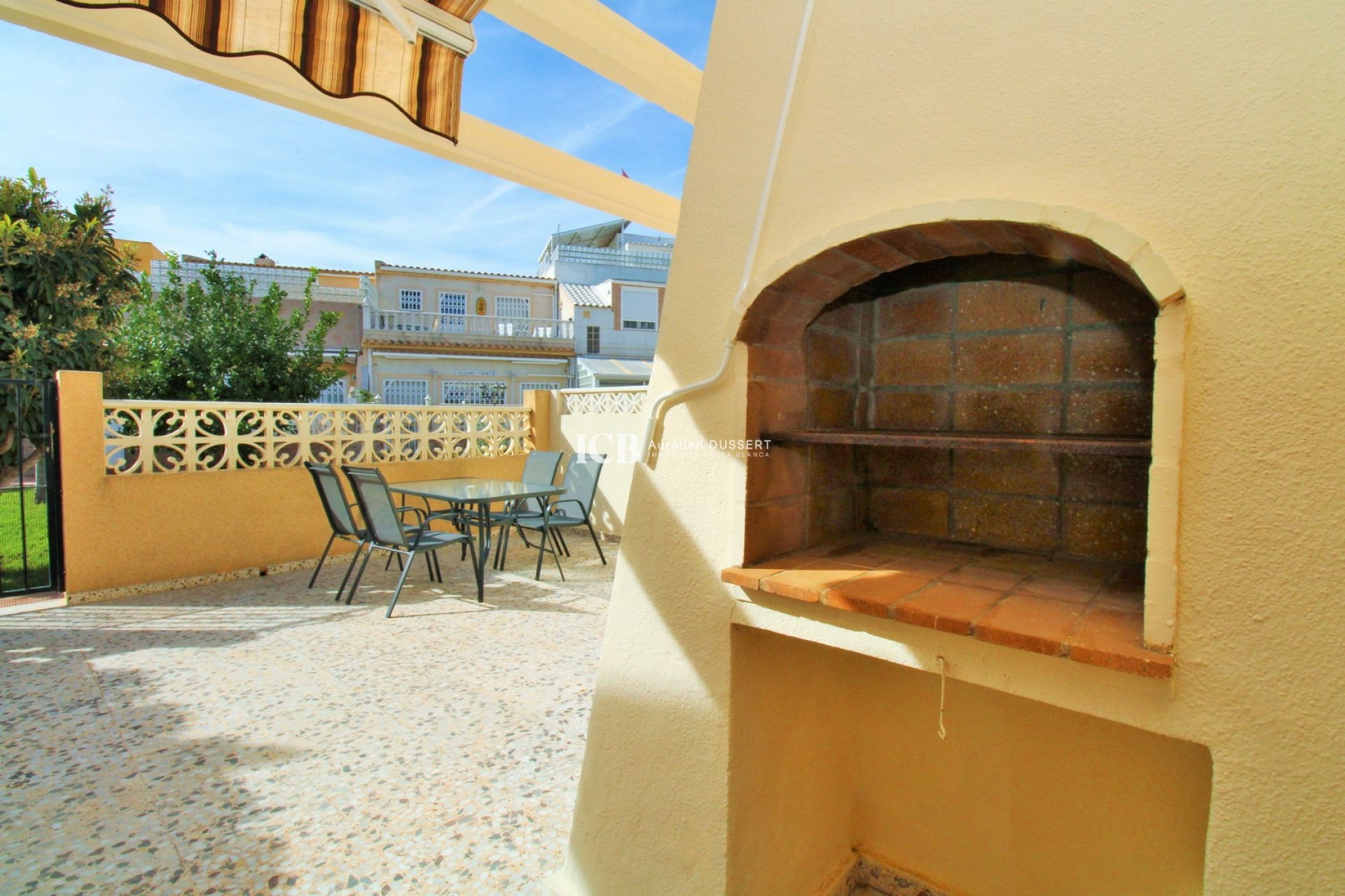 Resale - Townhouse -
Orihuela Costa - Playa Flamenca