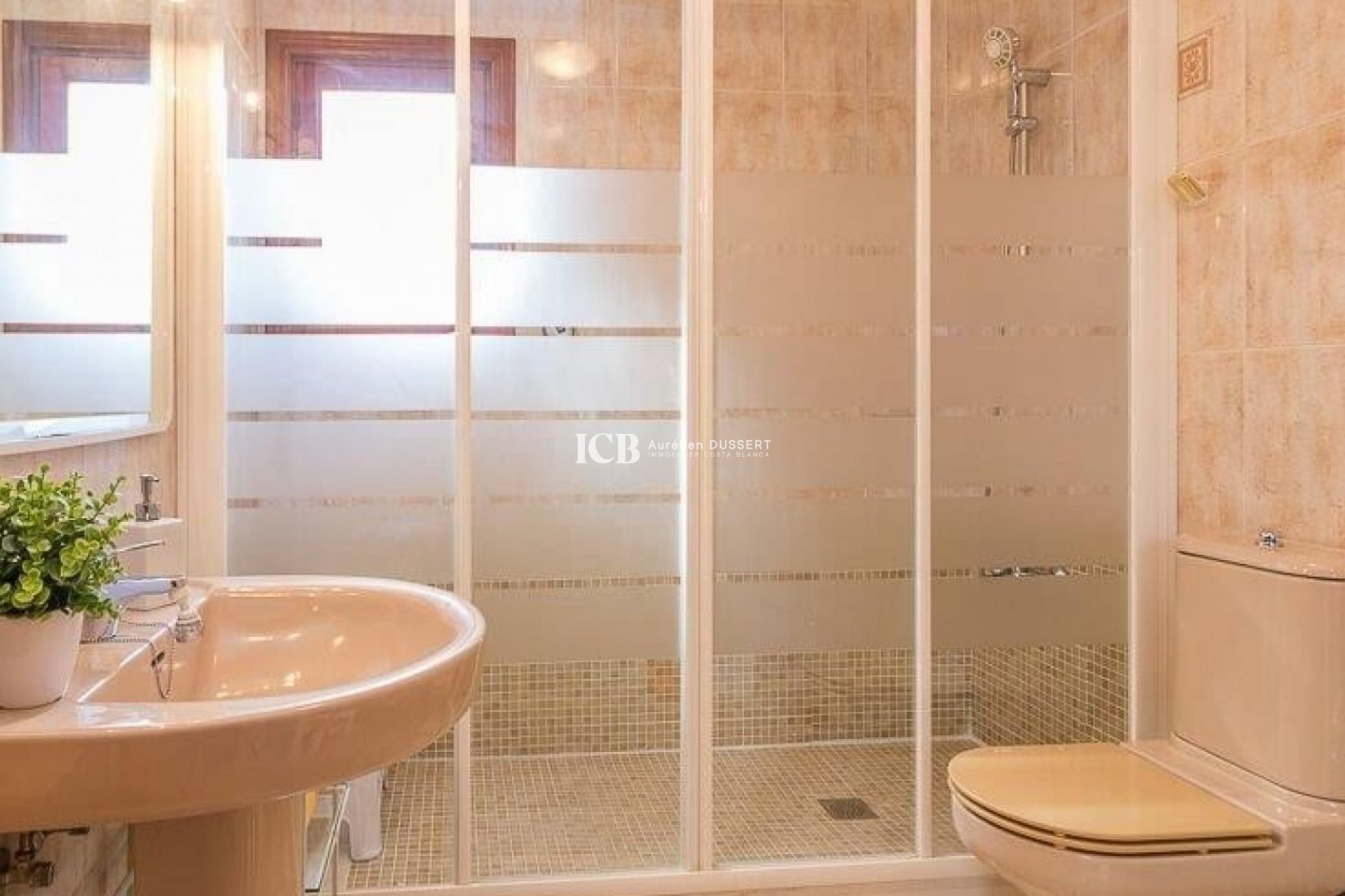 Resale - Townhouse -
Orihuela Costa - Playa Flamenca