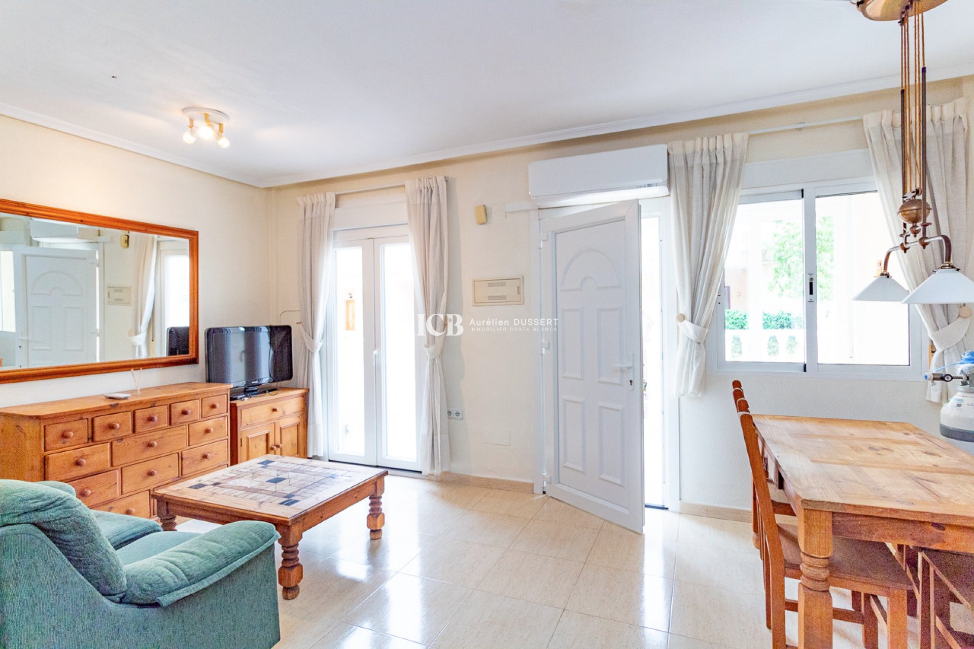 Resale - Townhouse -
Orihuela Costa - Playa Flamenca