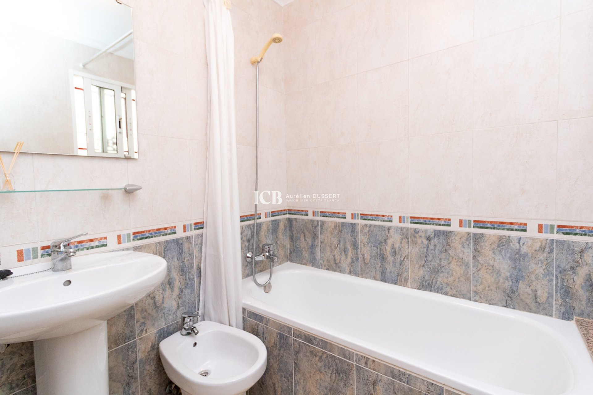 Resale - Townhouse -
Orihuela Costa - Playa Flamenca