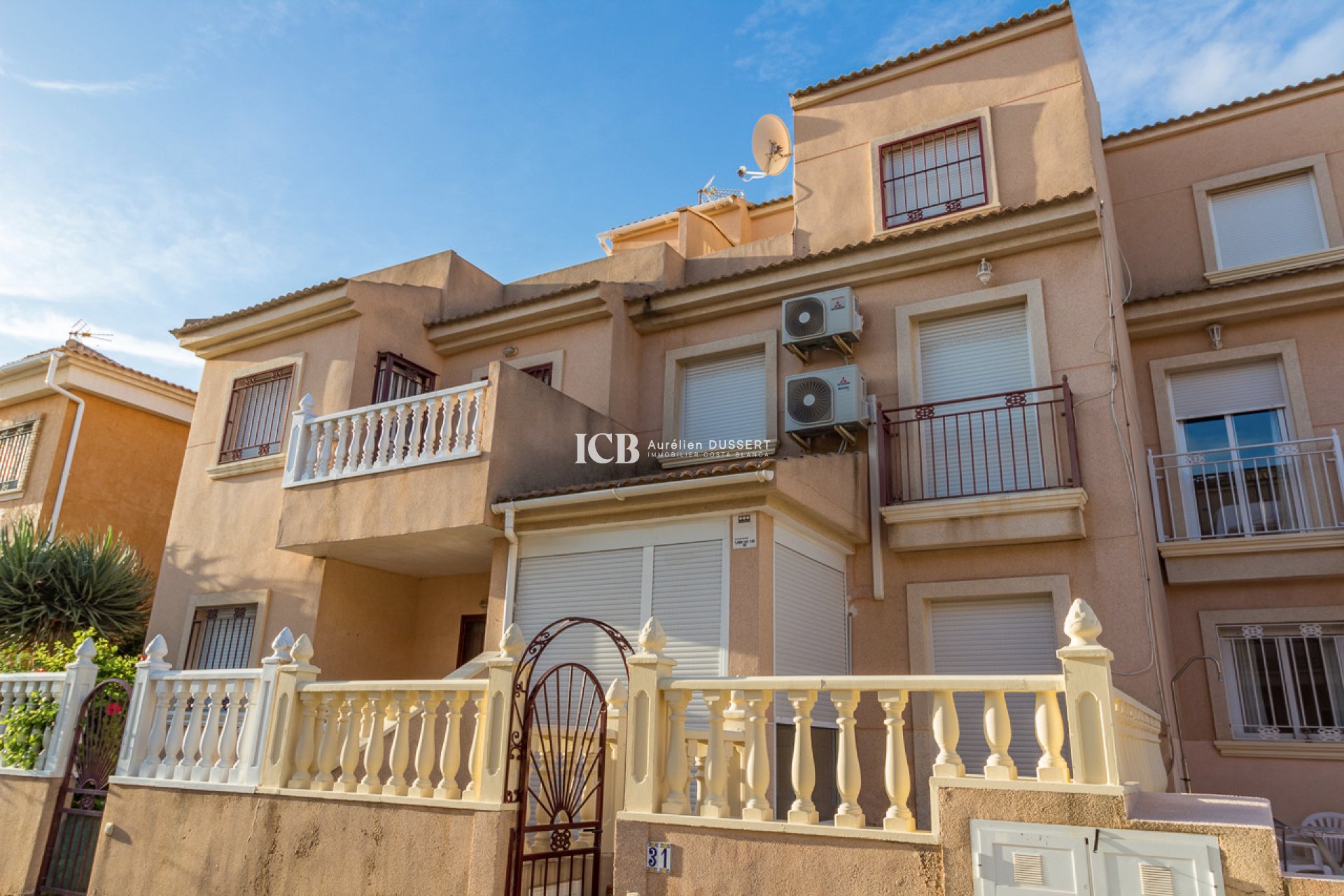 Resale - Townhouse -
Orihuela Costa - Playa Flamenca