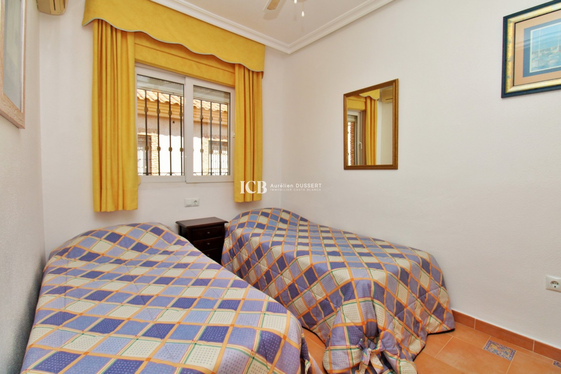 Resale - Townhouse -
Orihuela Costa - Playa Flamenca