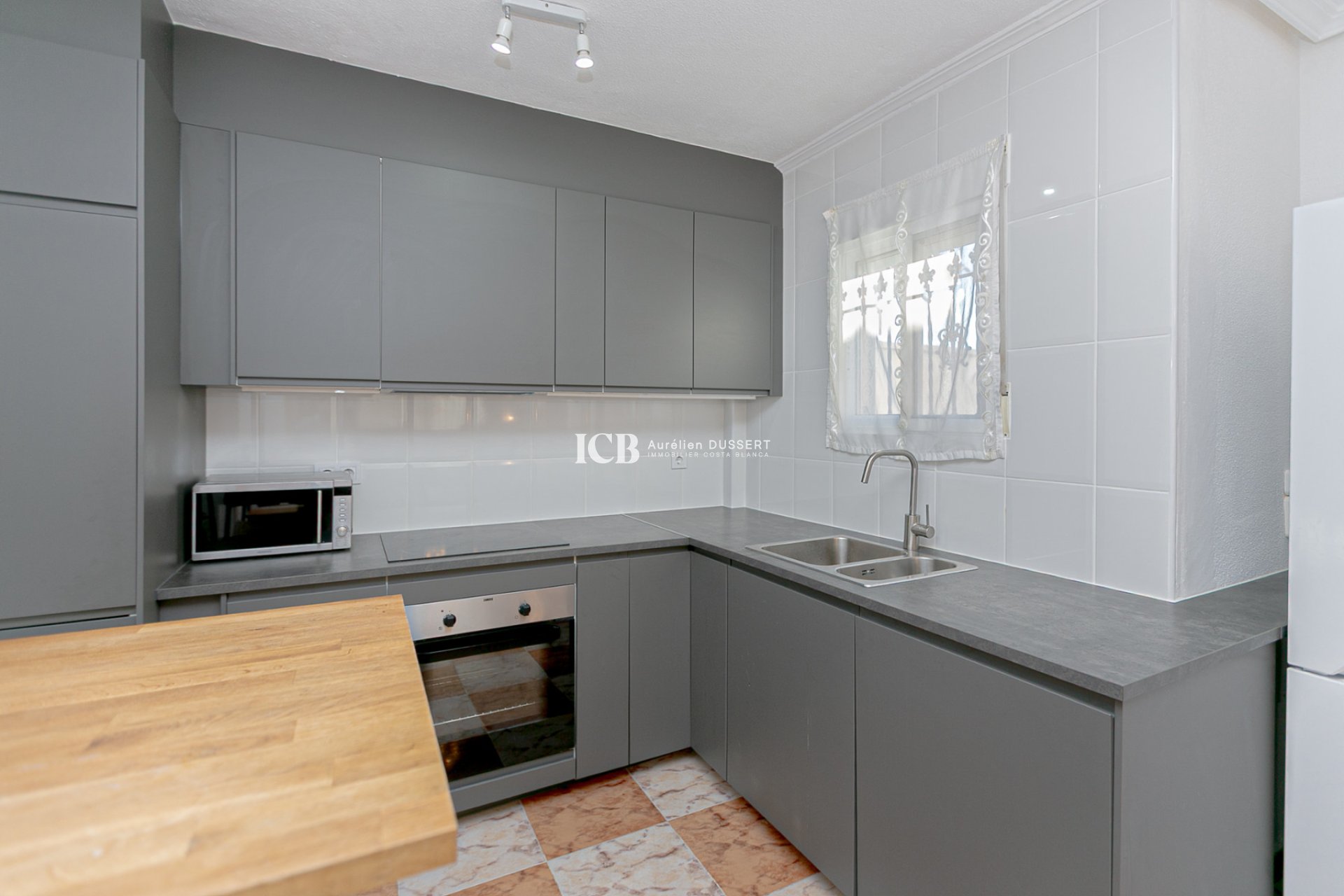 Resale - Townhouse -
Orihuela Costa - Playa Flamenca