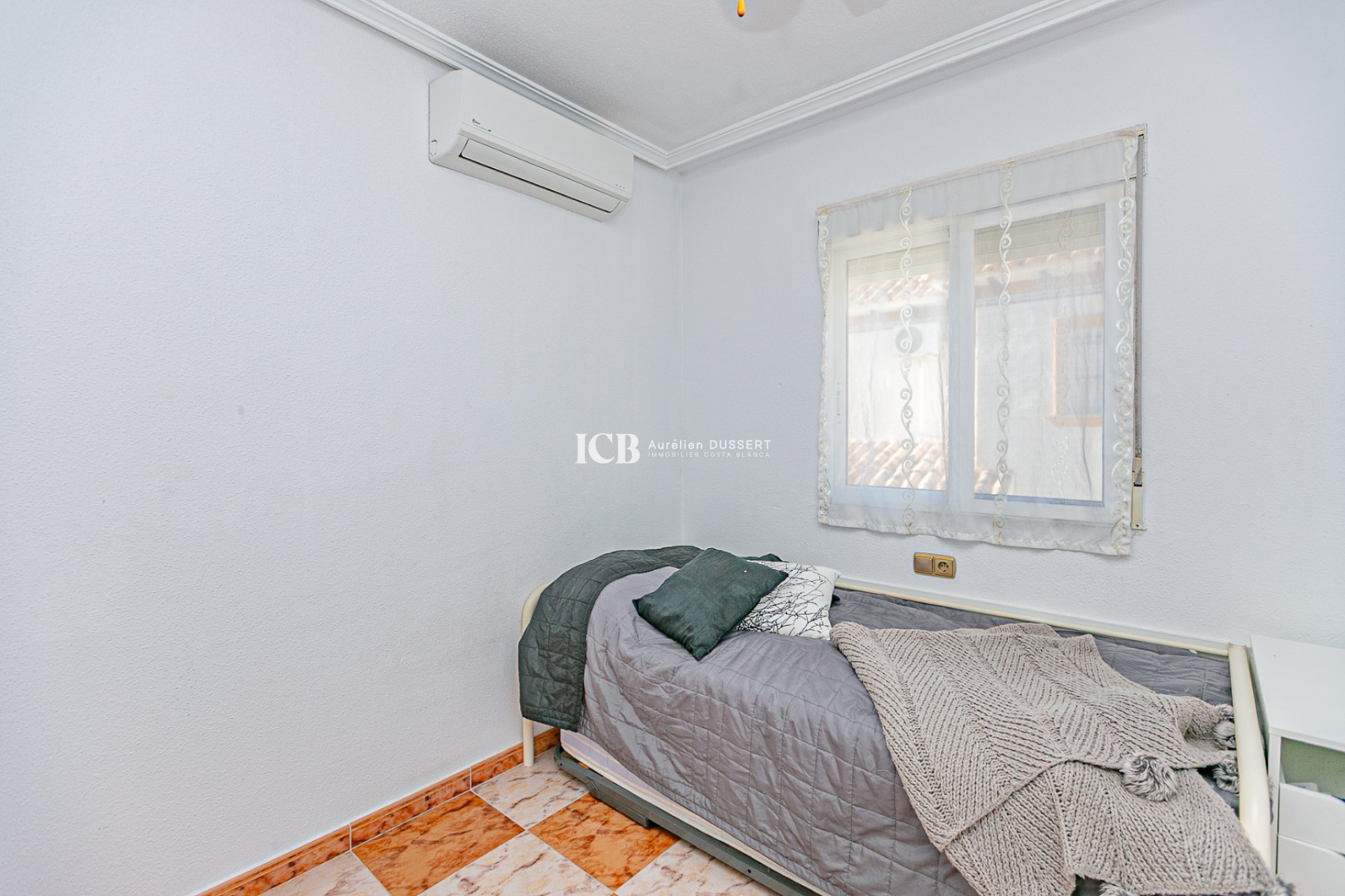 Resale - Townhouse -
Orihuela Costa - Playa Flamenca
