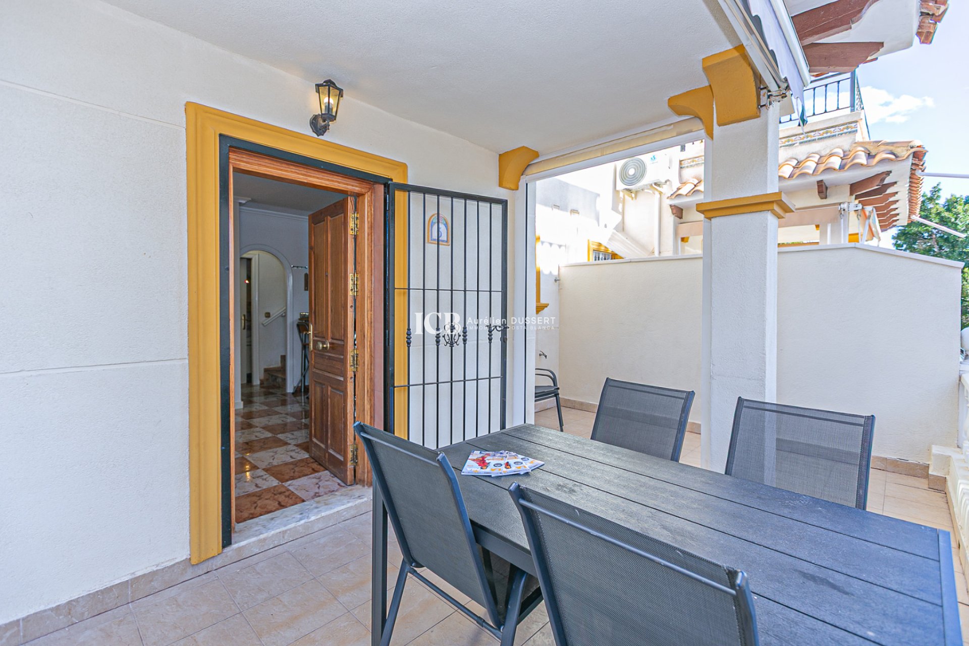 Resale - Townhouse -
Orihuela Costa - Playa Flamenca