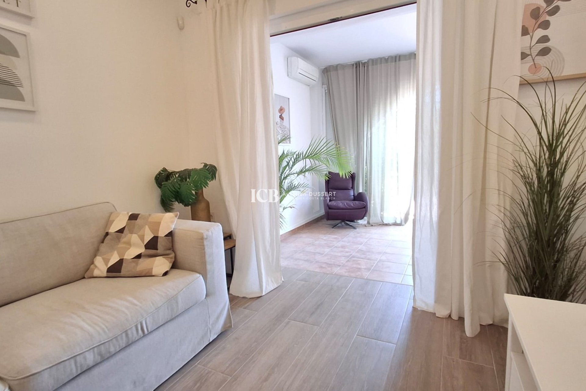 Resale - Townhouse -
Orihuela Costa - Playa Flamenca