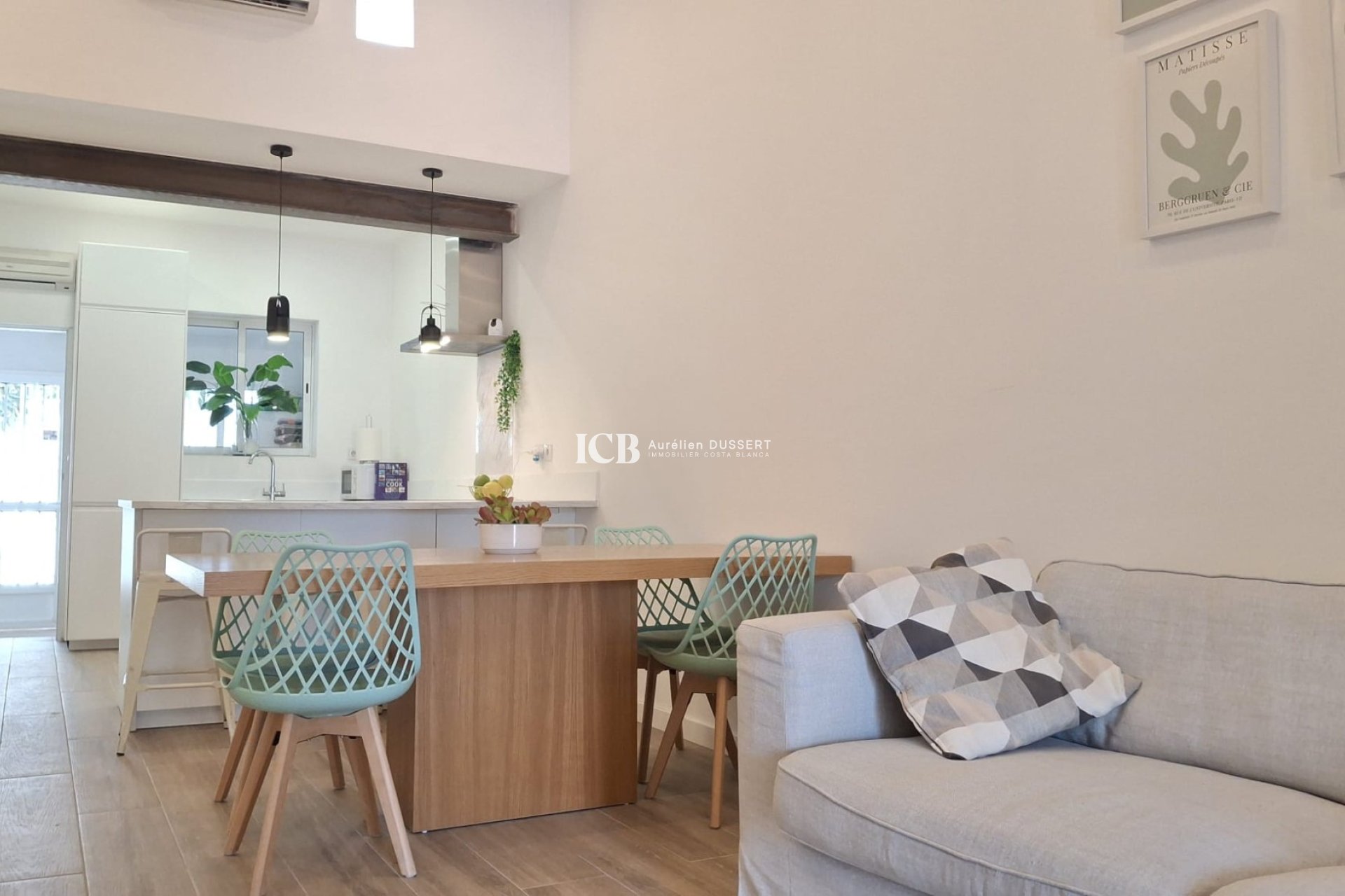 Resale - Townhouse -
Orihuela Costa - Playa Flamenca