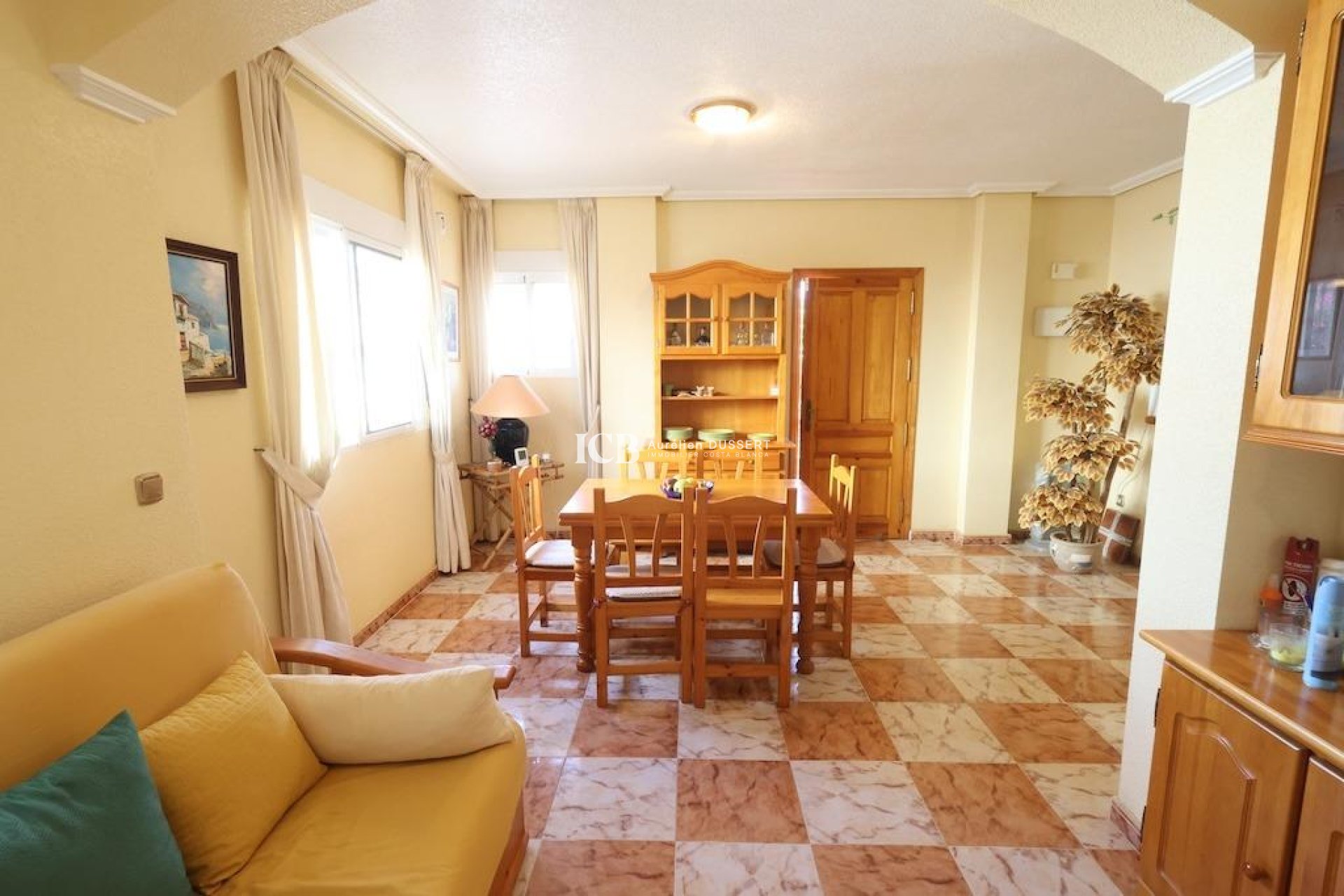 Resale - Townhouse -
Orihuela Costa - Playa Flamenca