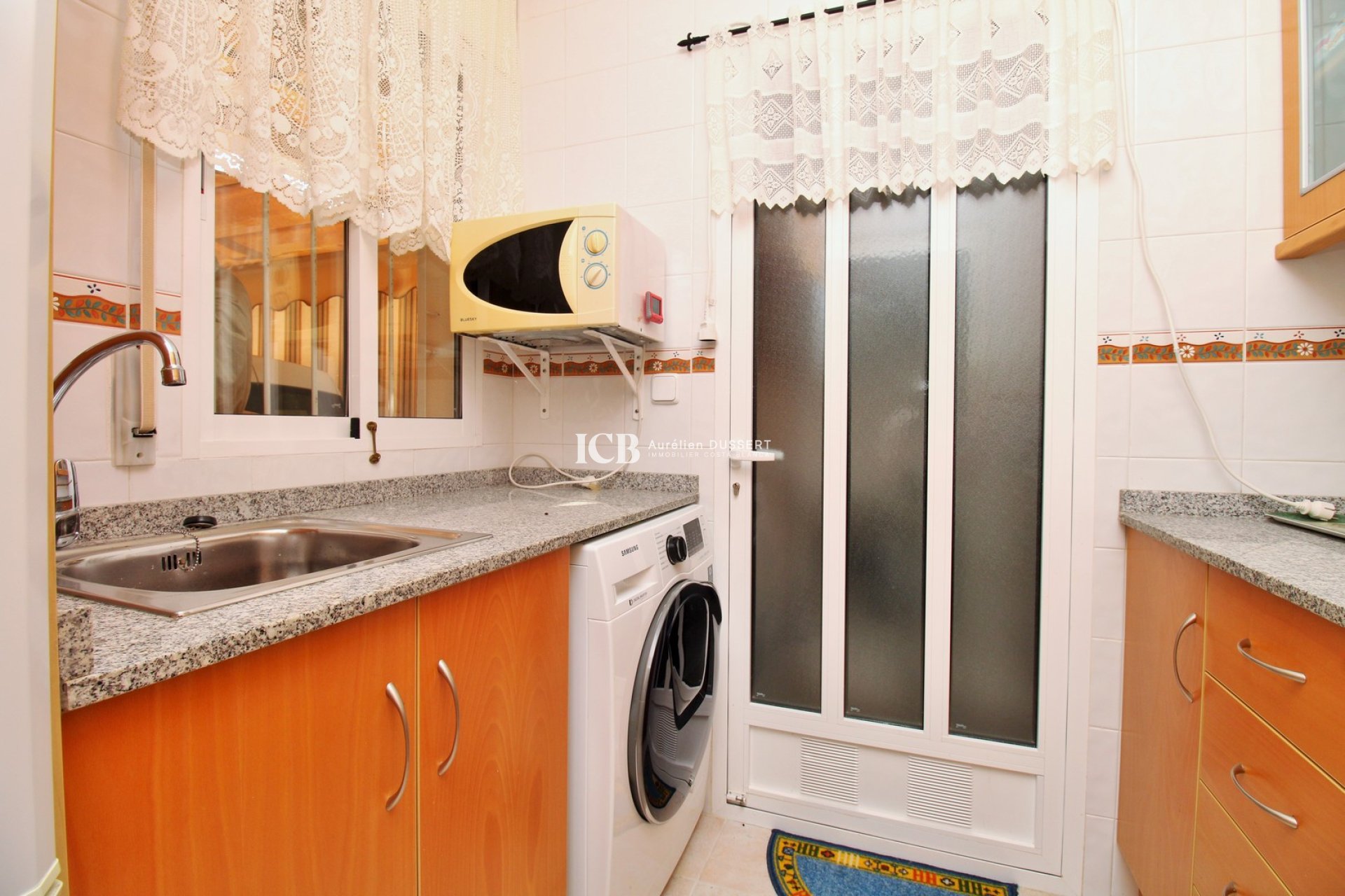 Resale - Townhouse -
Orihuela Costa - Playa Flamenca