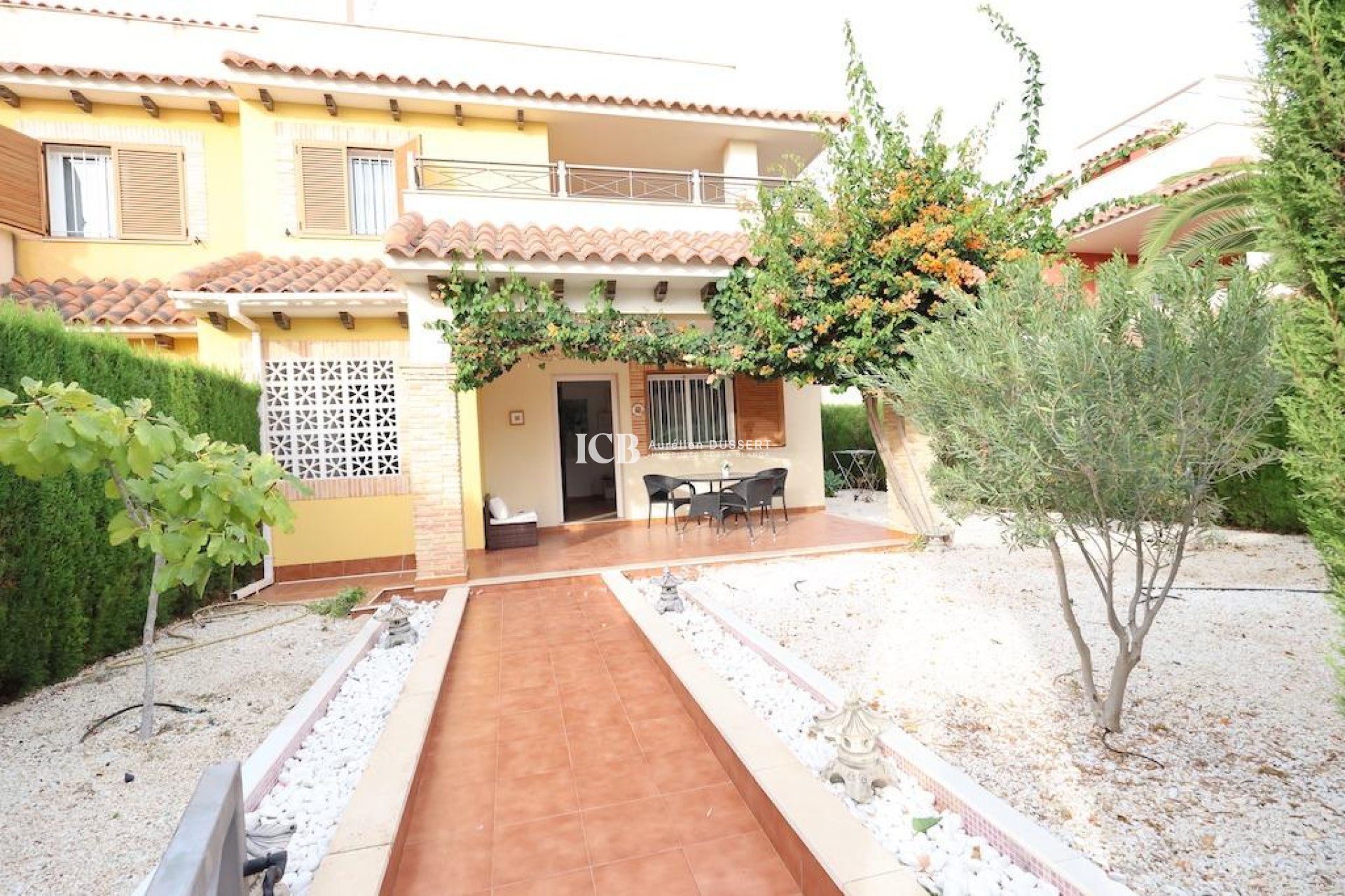 Resale - Townhouse -
Orihuela Costa - Punta prima