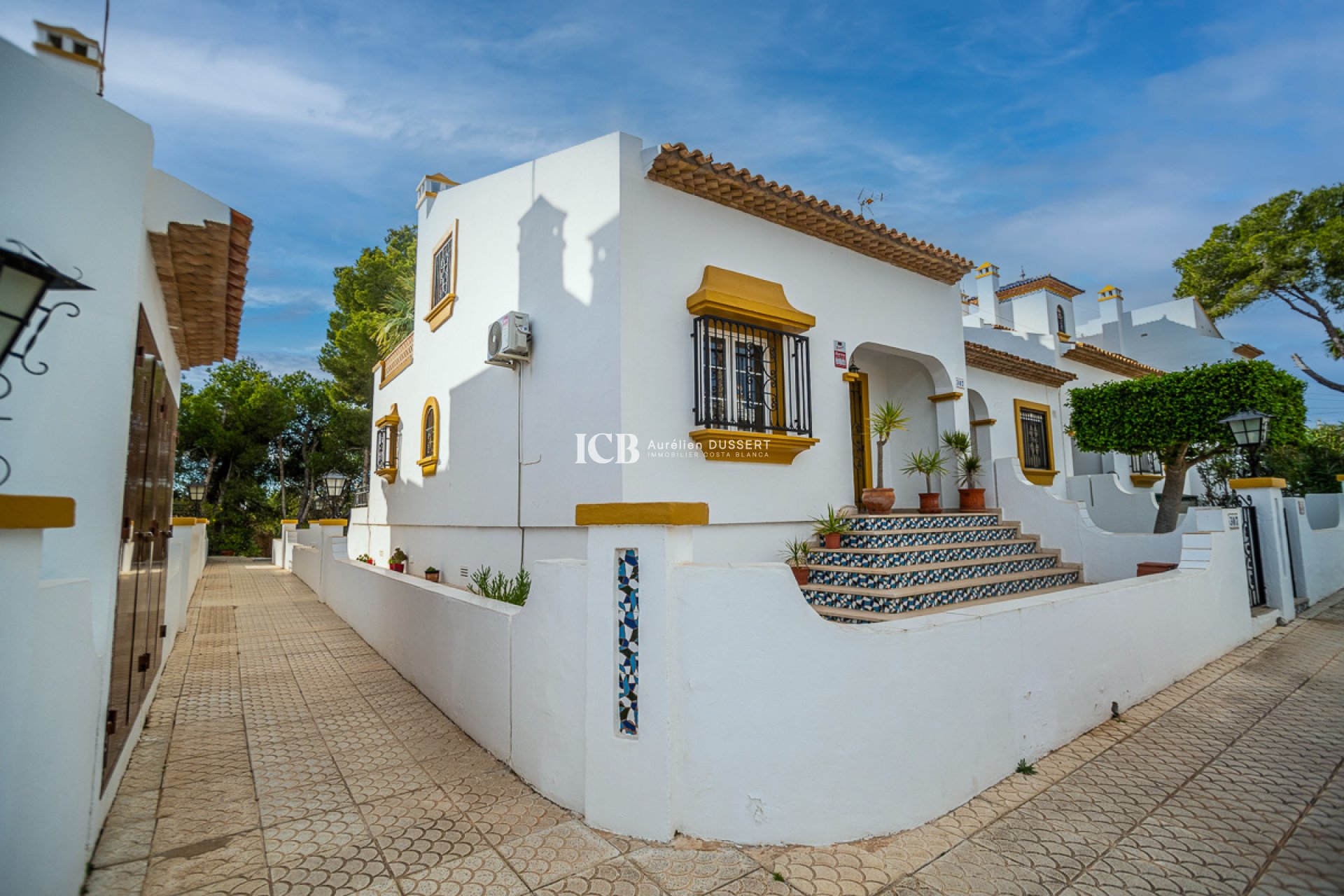 Resale - Townhouse -
Orihuela Costa - Villa Martin