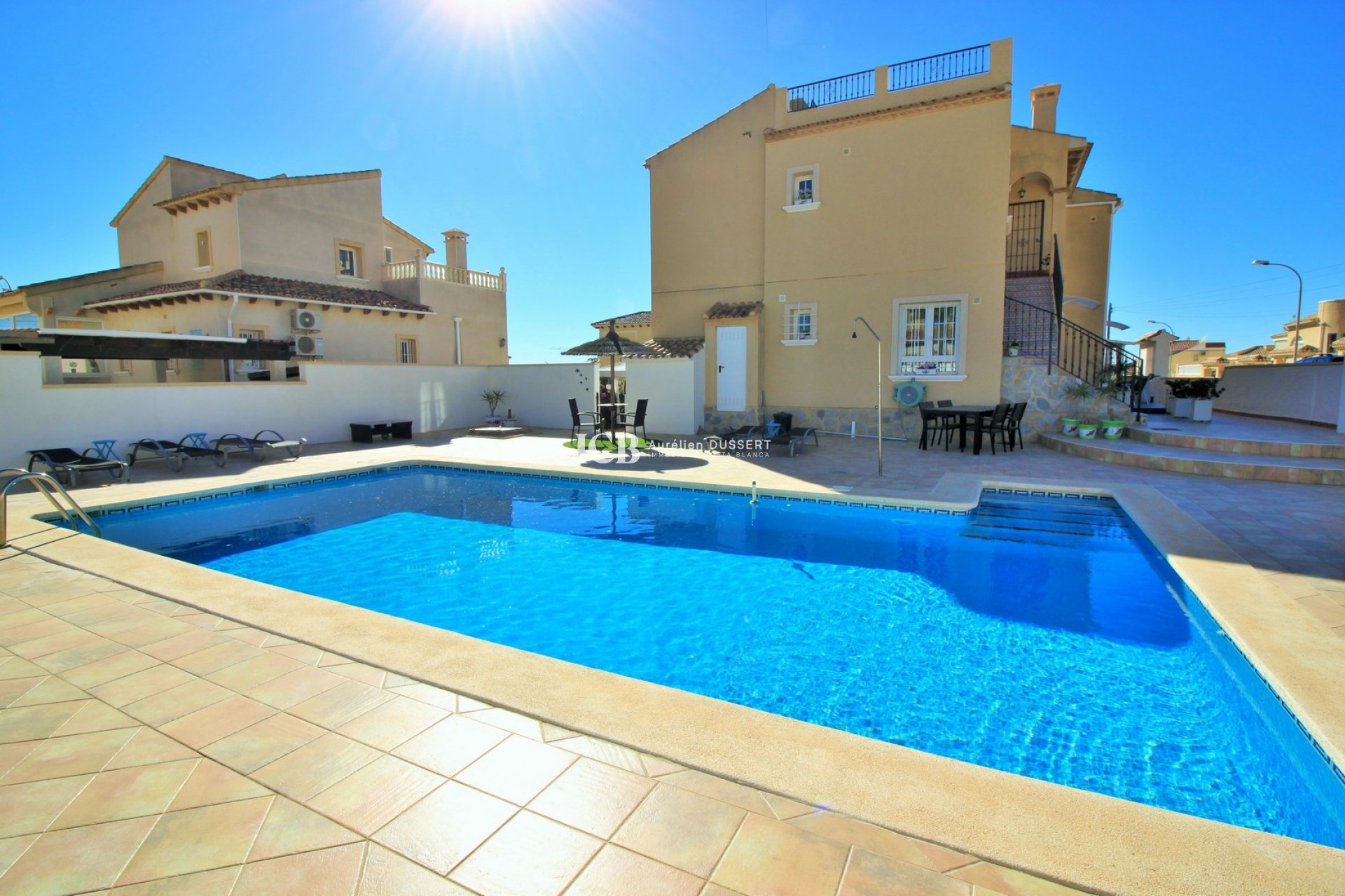 Resale - Townhouse -
Orihuela Costa - Villamartín