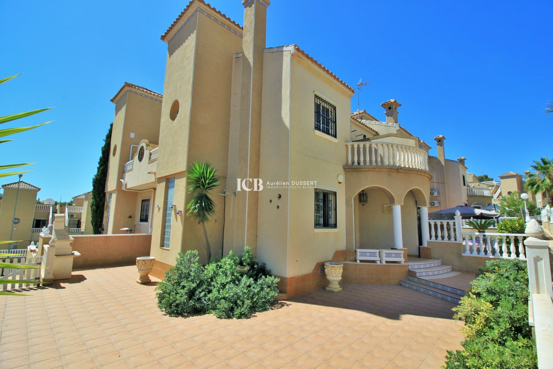 Resale - Townhouse -
Orihuela Costa - Villamartín