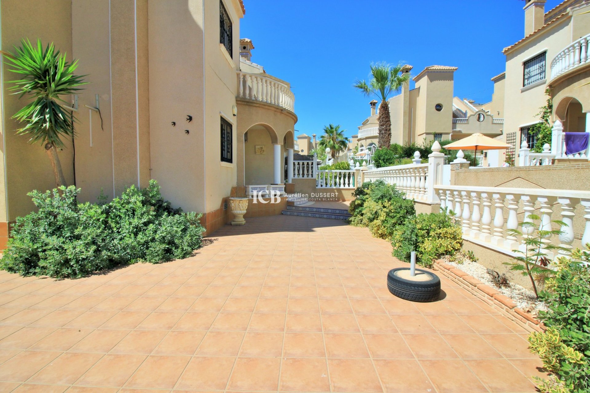 Resale - Townhouse -
Orihuela Costa - Villamartín