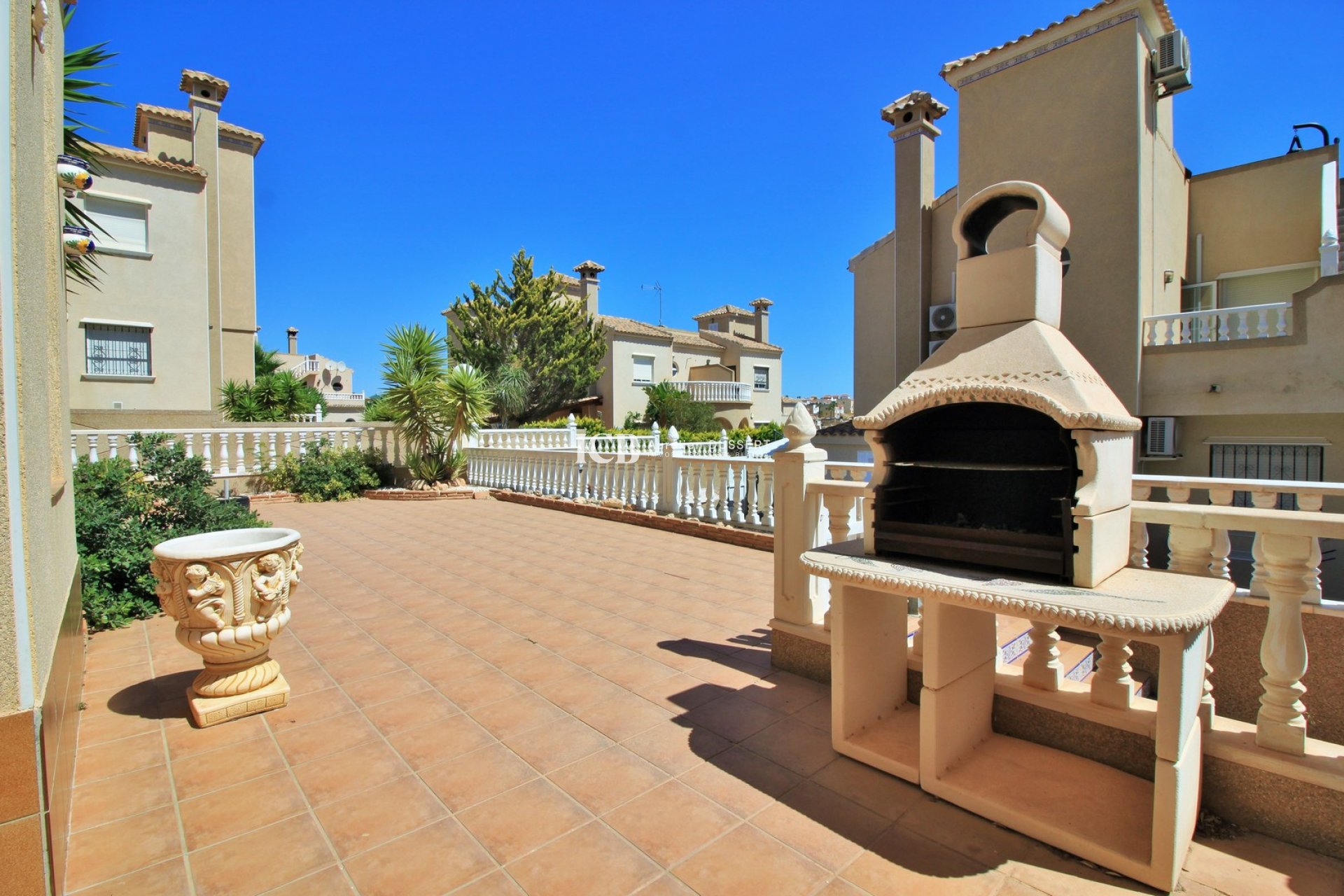 Resale - Townhouse -
Orihuela Costa - Villamartín