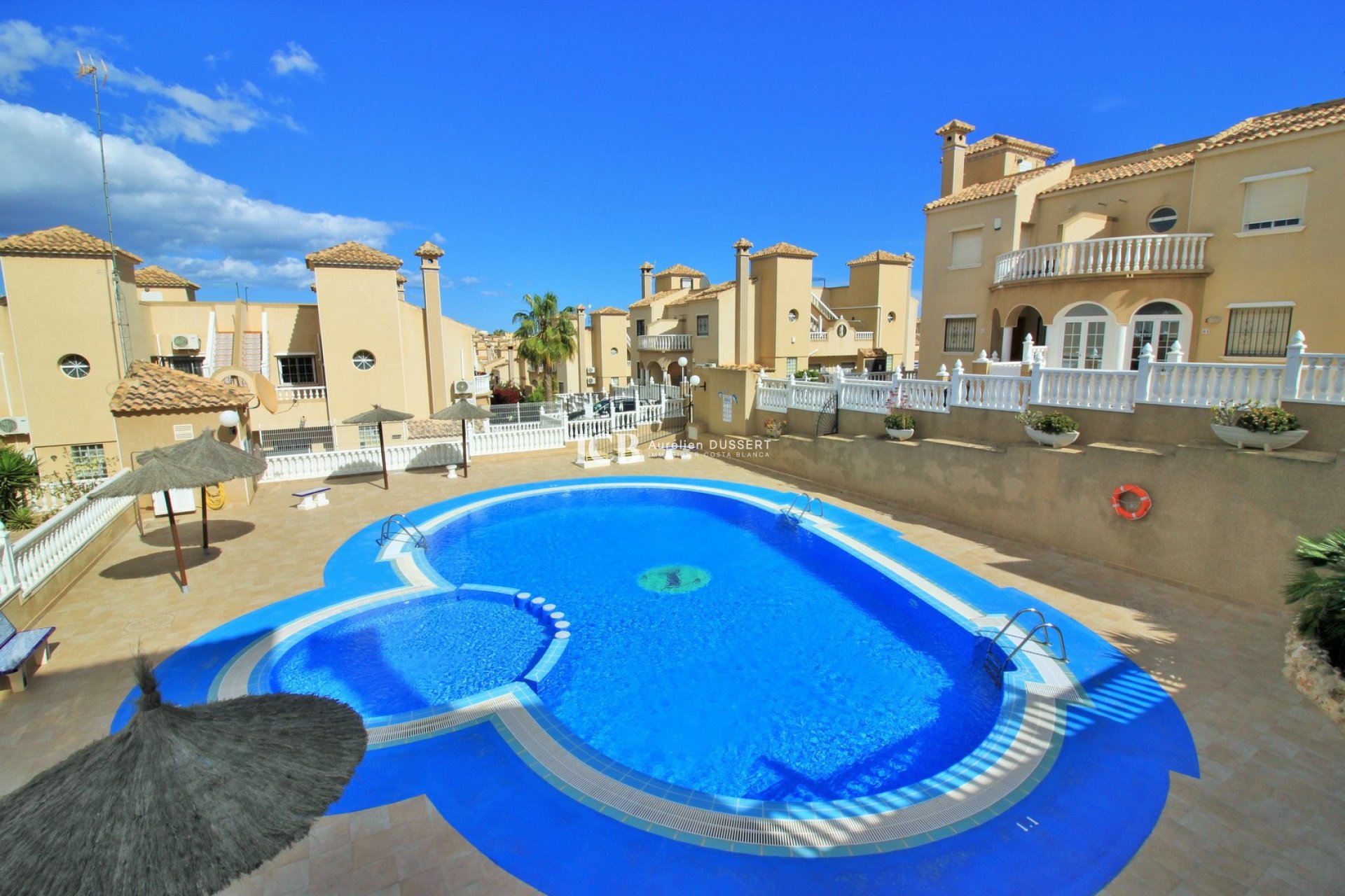 Resale - Townhouse -
Orihuela Costa - Villamartín