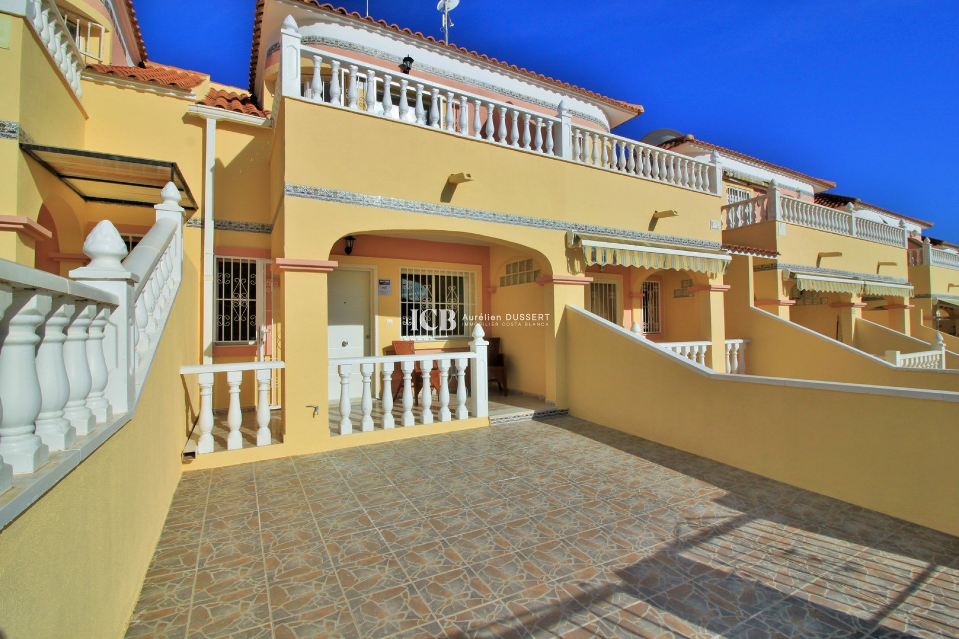 Resale - Townhouse -
Orihuela Costa - Villamartín