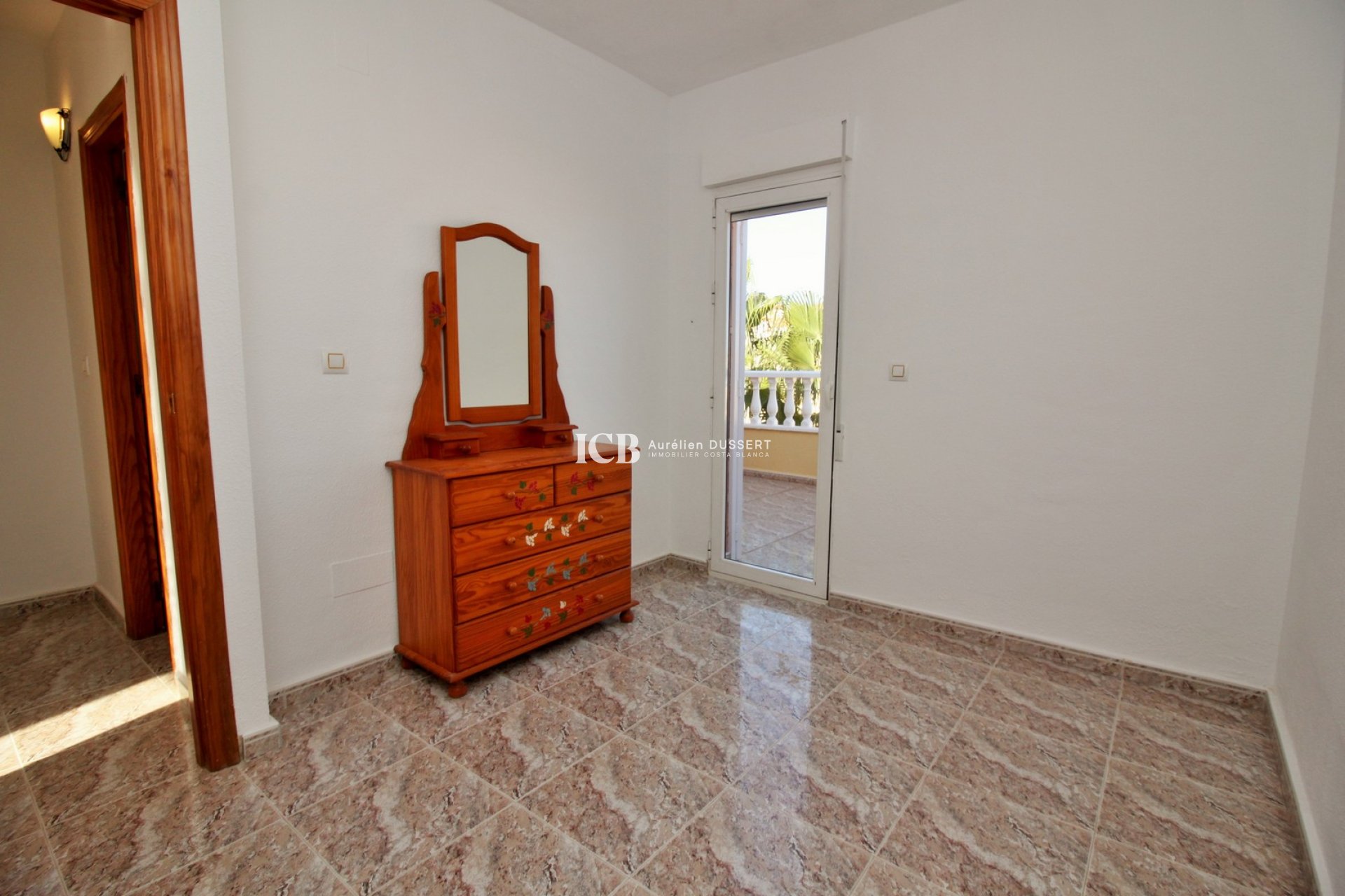 Resale - Townhouse -
Orihuela Costa - Villamartín