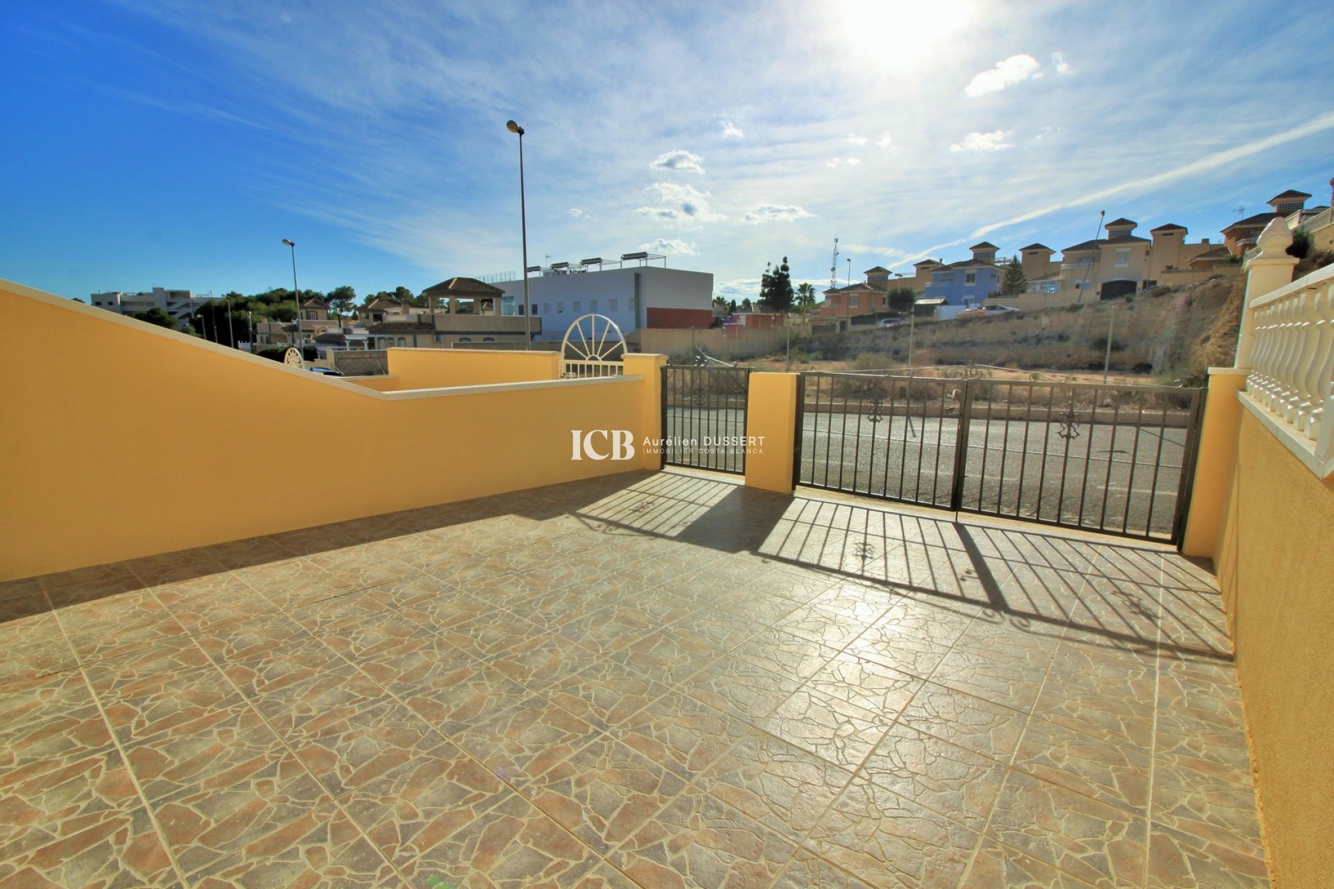 Resale - Townhouse -
Orihuela Costa - Villamartín