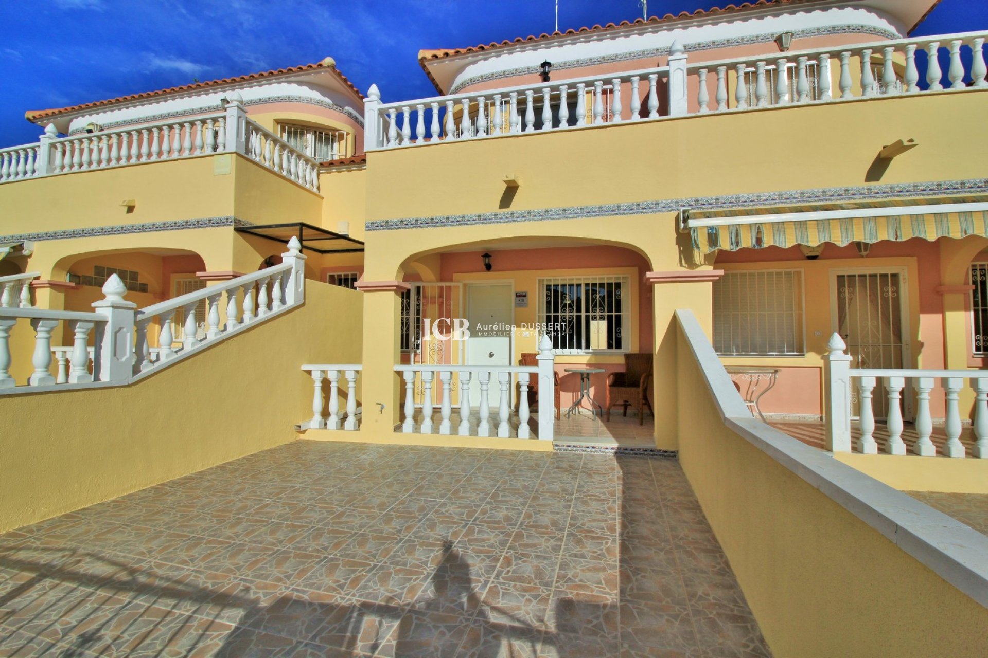 Resale - Townhouse -
Orihuela Costa - Villamartín