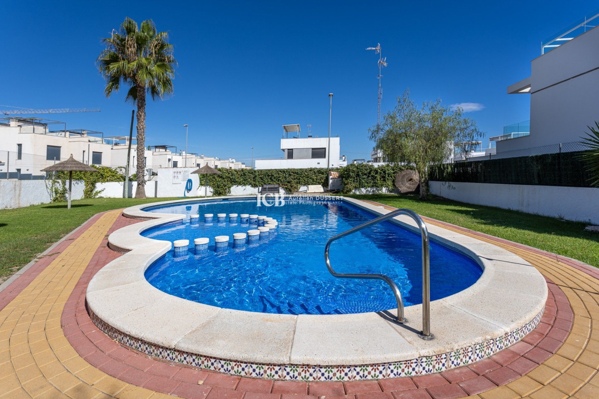 Resale - Townhouse -
Orihuela Costa - Villamartín