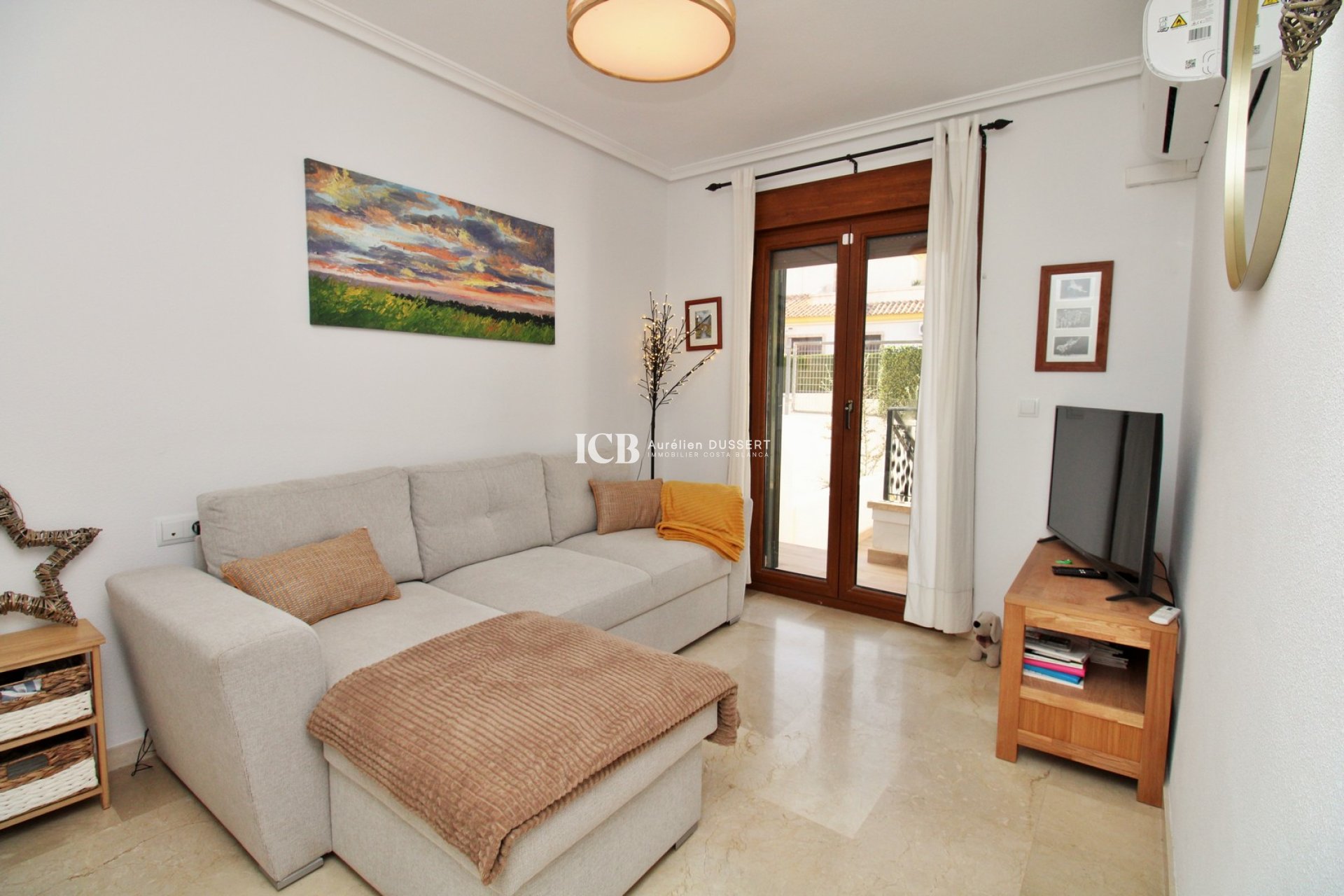 Resale - Townhouse -
Orihuela Costa - Villamartín