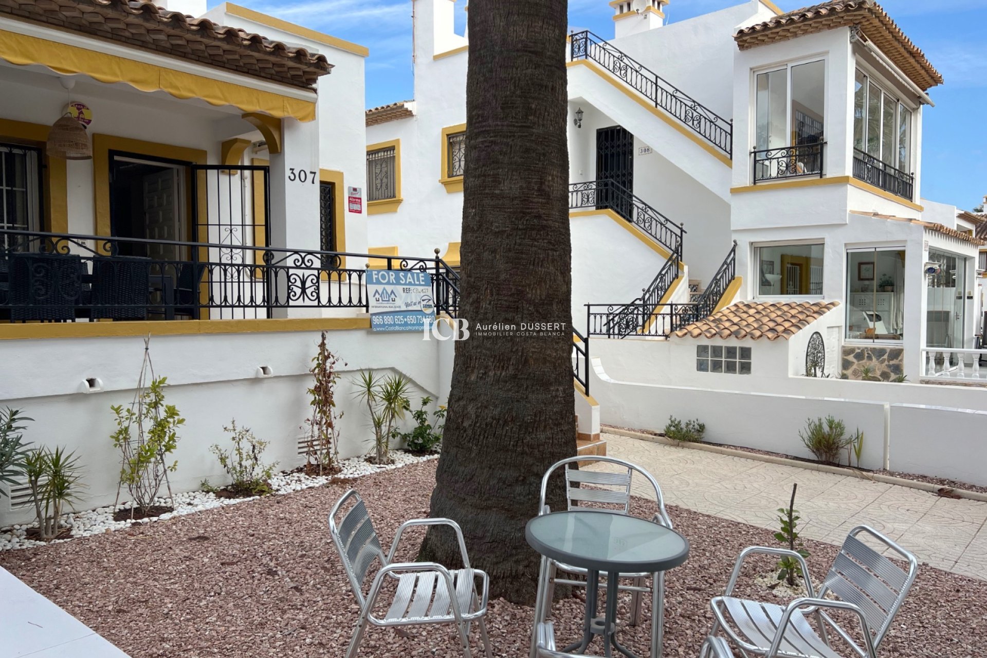 Resale - Townhouse -
Orihuela Costa - Villamartín