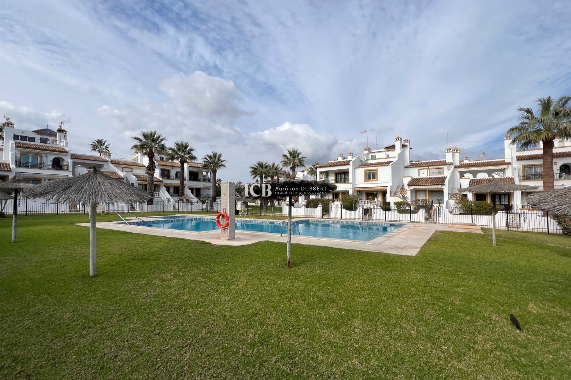 Resale - Townhouse -
Orihuela Costa - Villamartín