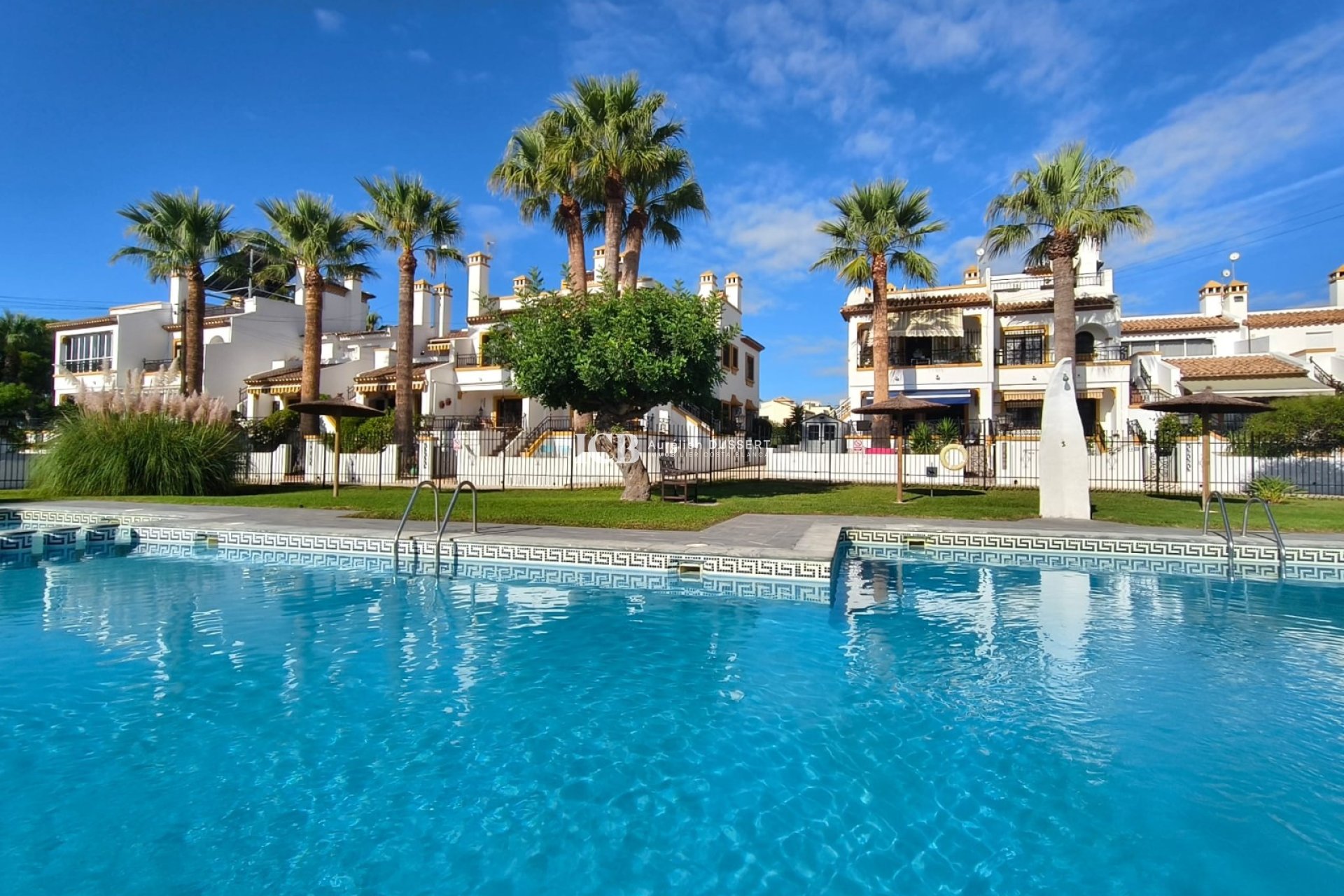 Resale - Townhouse -
Orihuela Costa - Villamartín