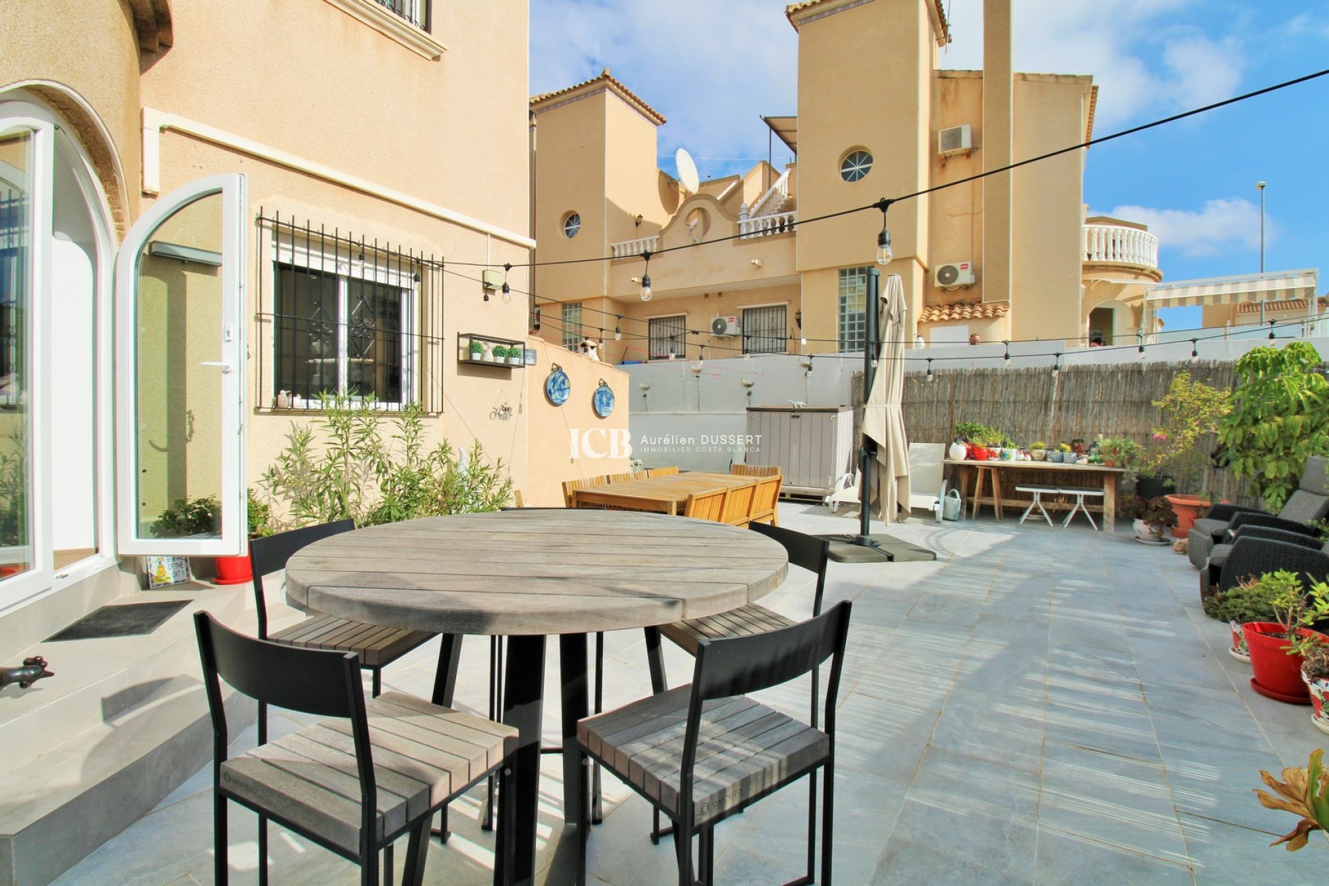 Resale - Townhouse -
Orihuela Costa - Villamartín