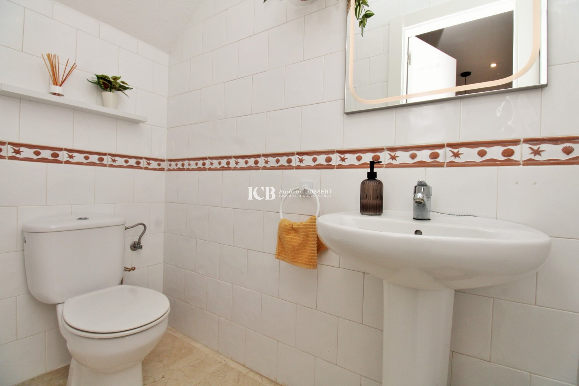 Resale - Townhouse -
Orihuela Costa - Villamartín