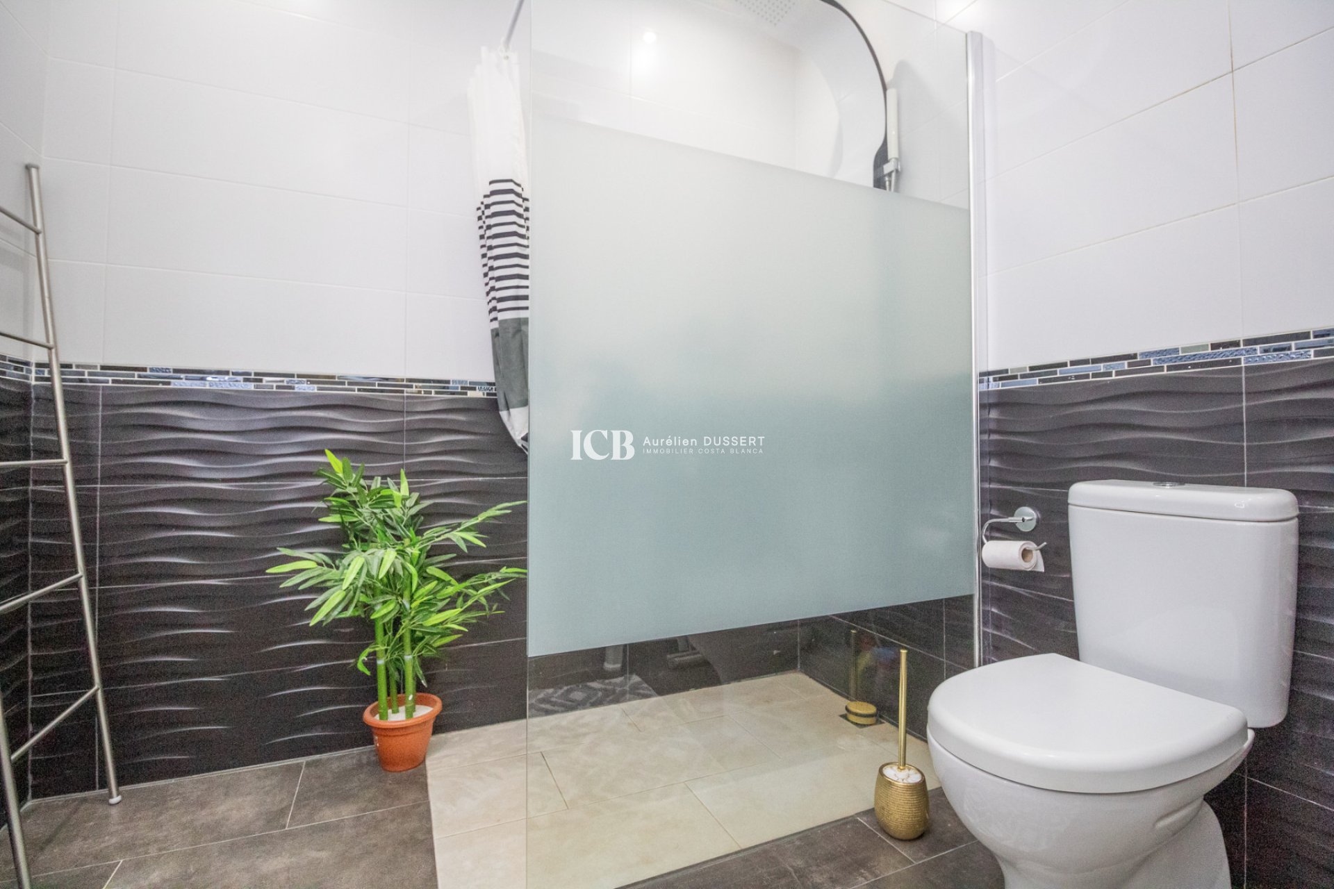 Resale - Townhouse -
Orihuela Costa - Villamartín