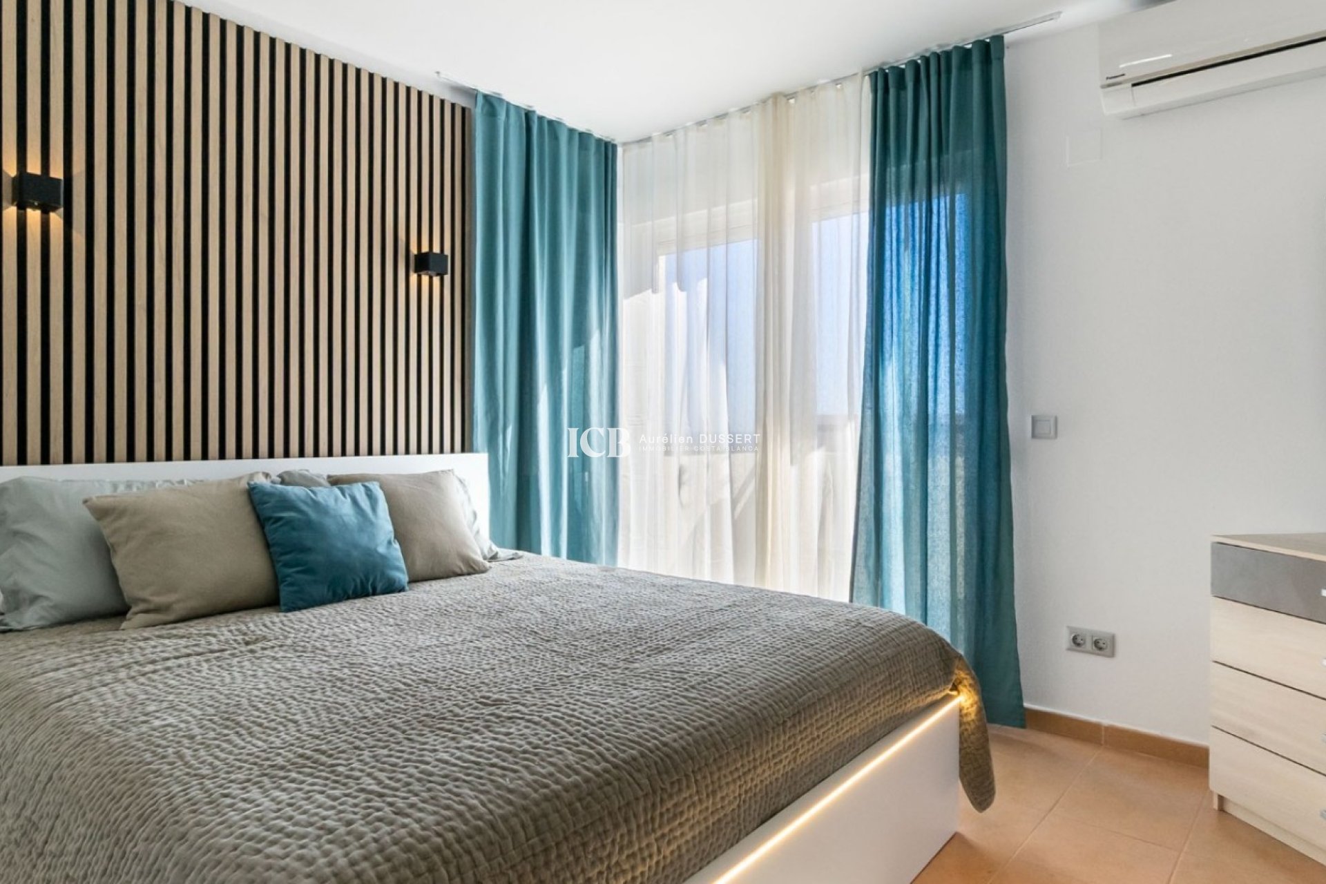 Resale - Townhouse -
Orihuela Costa - Villamartín