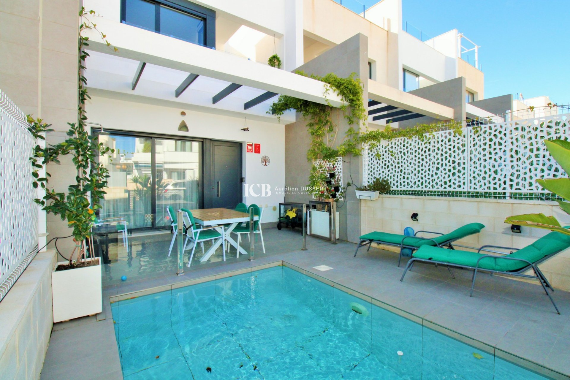 Resale - Townhouse -
Orihuela Costa - Villamartín