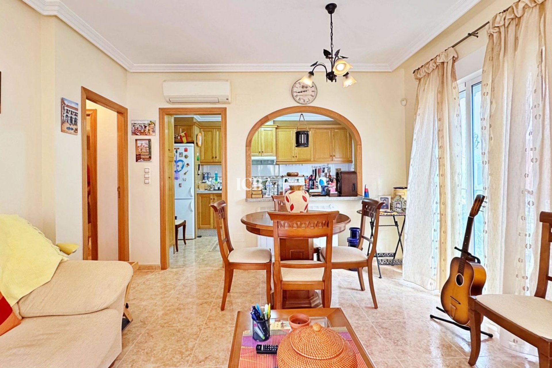 Resale - Townhouse -
Orihuela Costa - Villamartín