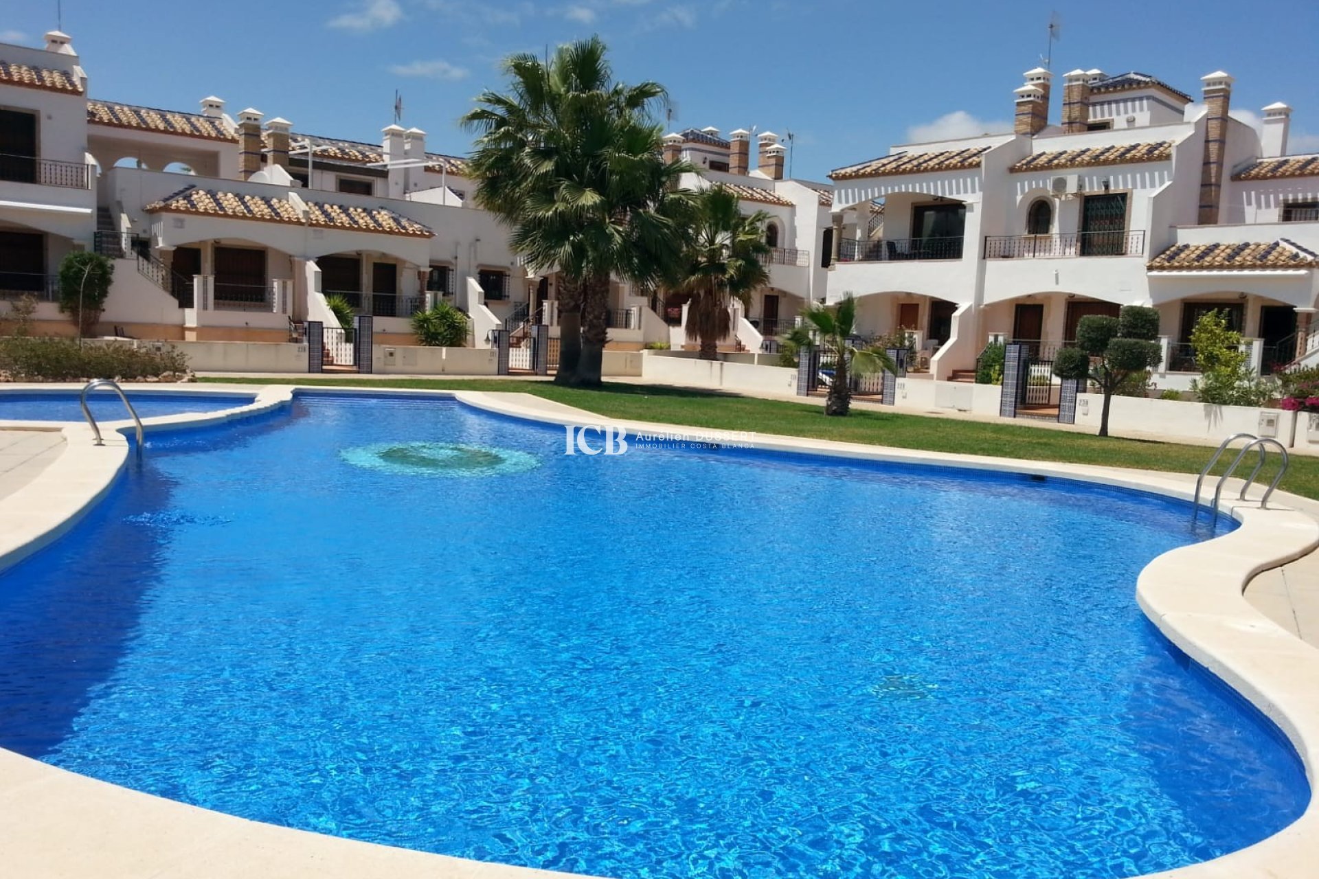 Resale - Townhouse -
Orihuela Costa - Villamartín