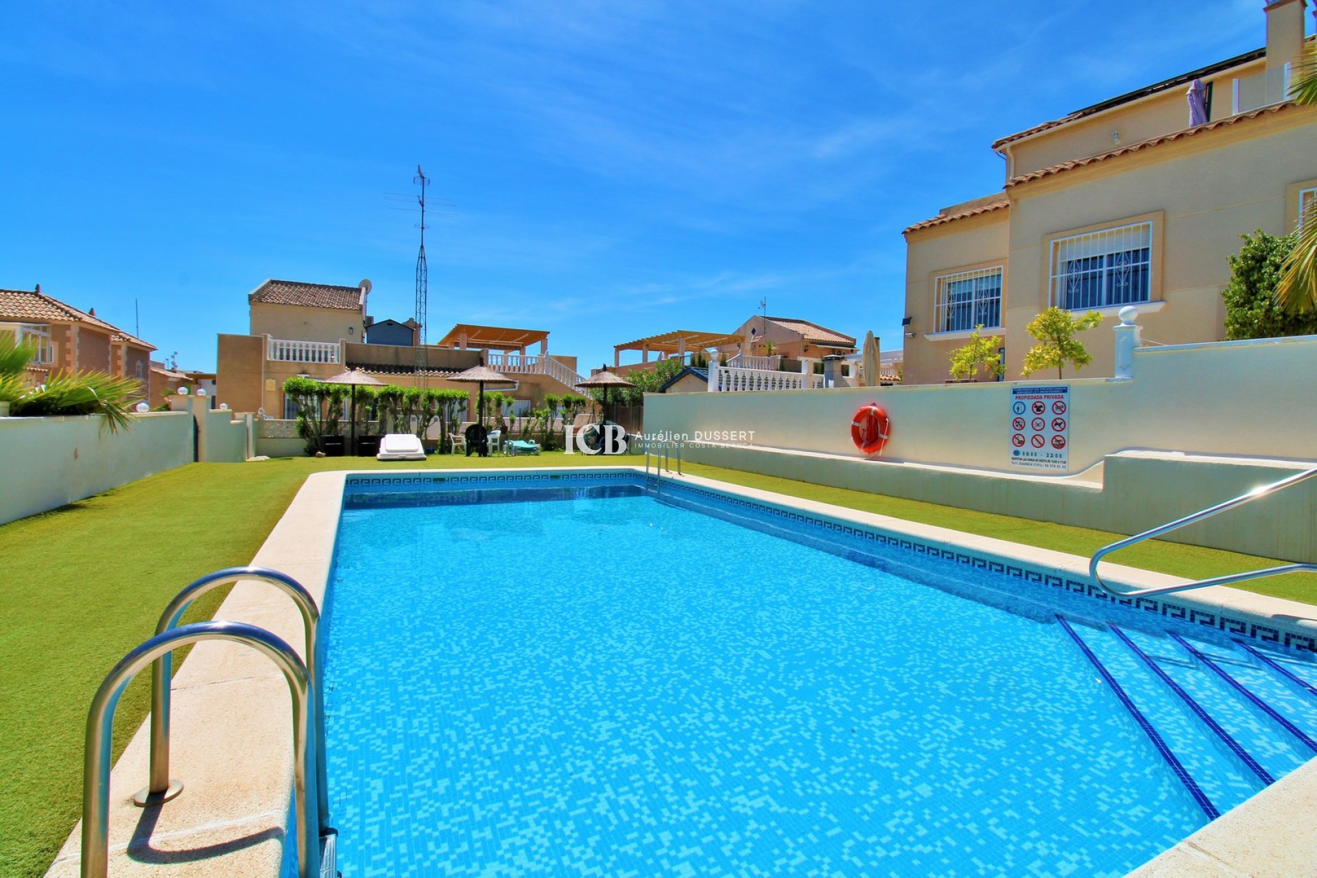 Resale - Townhouse -
Orihuela Costa - Villamartín