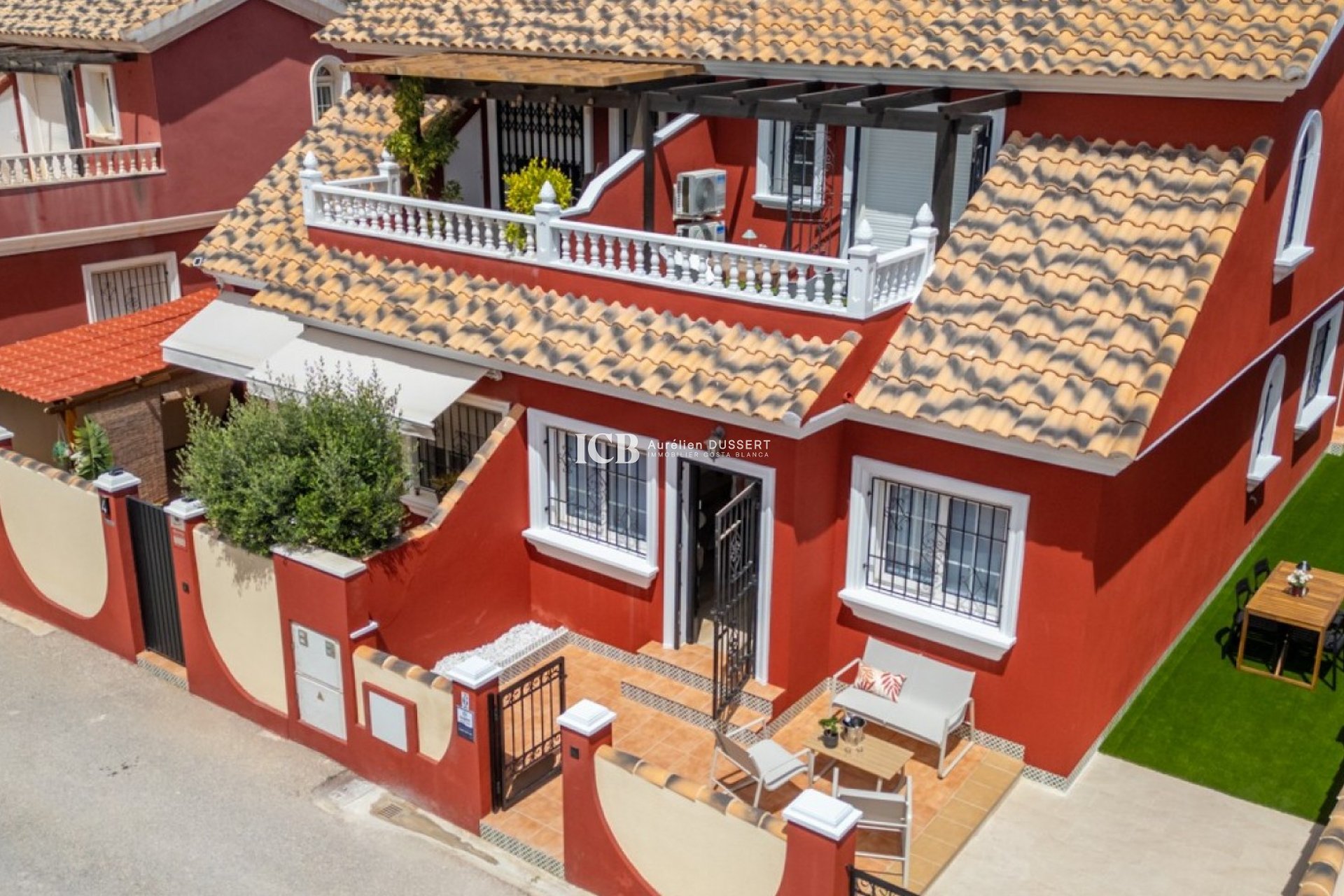 Resale - Townhouse -
Orihuela Costa - Villamartín