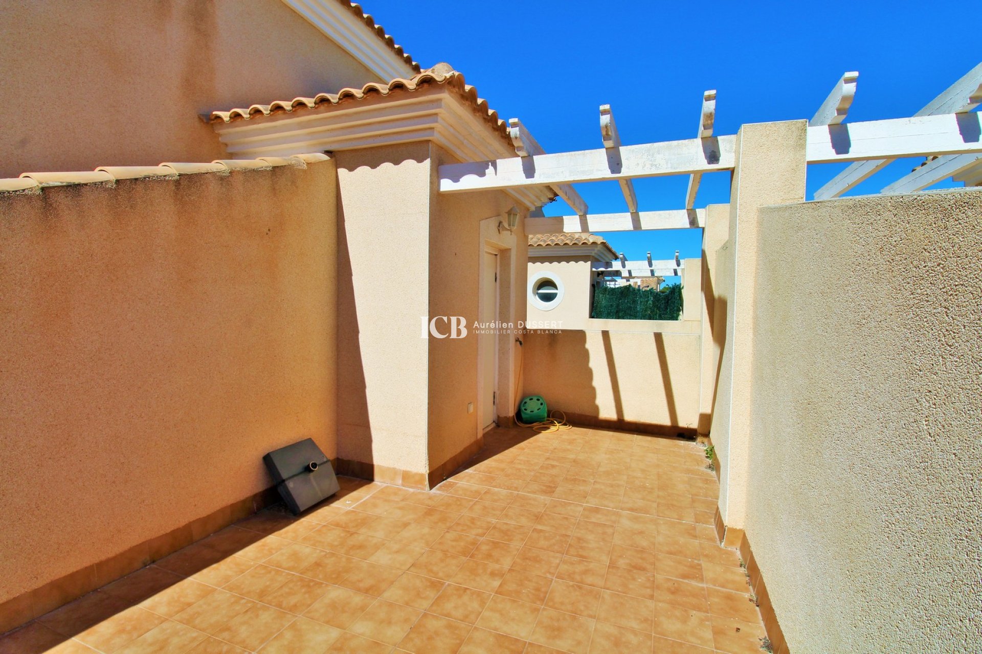Resale - Townhouse -
Orihuela Costa - Villamartín
