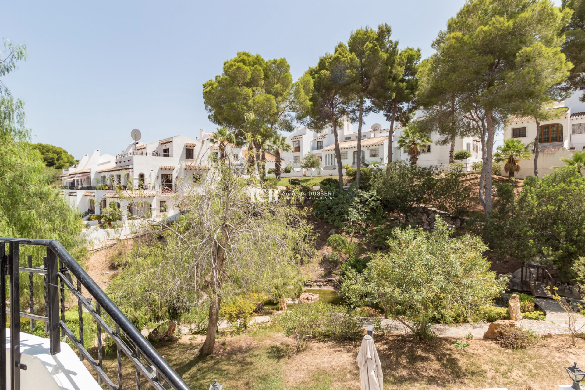 Resale - Townhouse -
Orihuela Costa - Villamartín