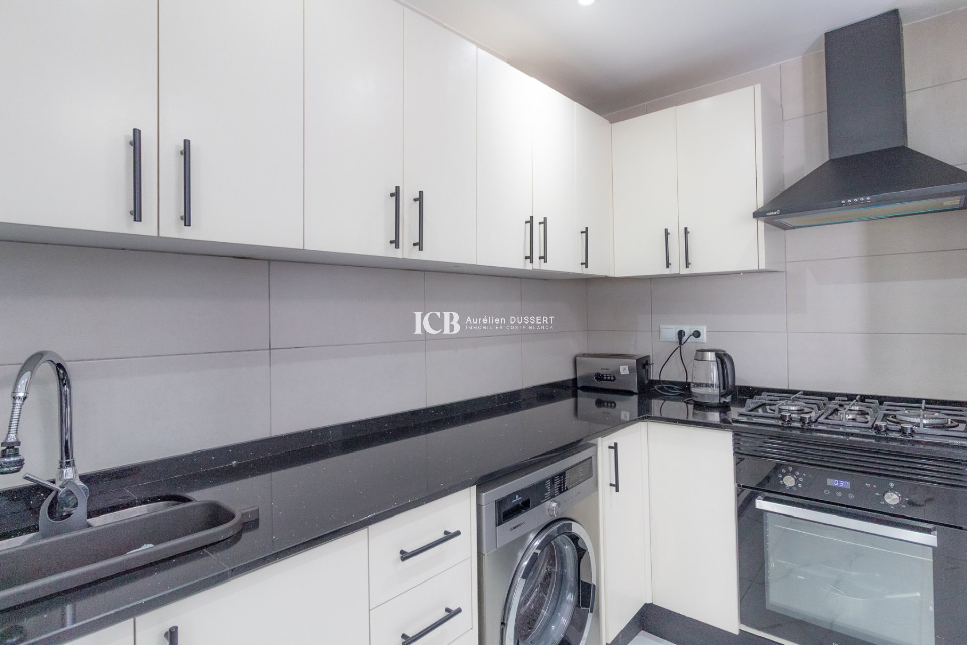 Resale - Townhouse -
Orihuela Costa - Villamartín