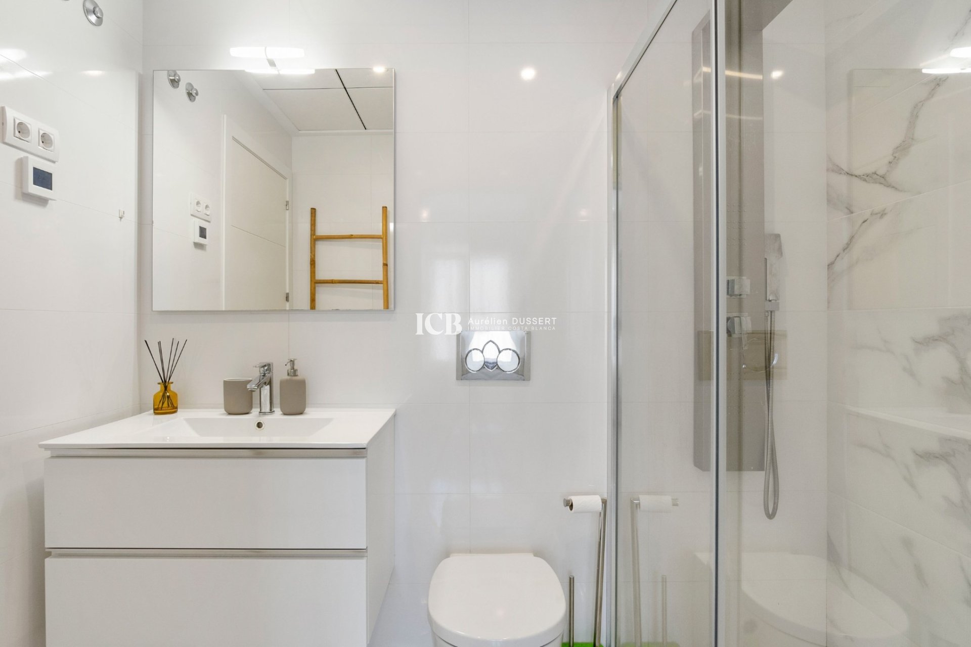 Resale - Townhouse -
Orihuela Costa - Villamartín