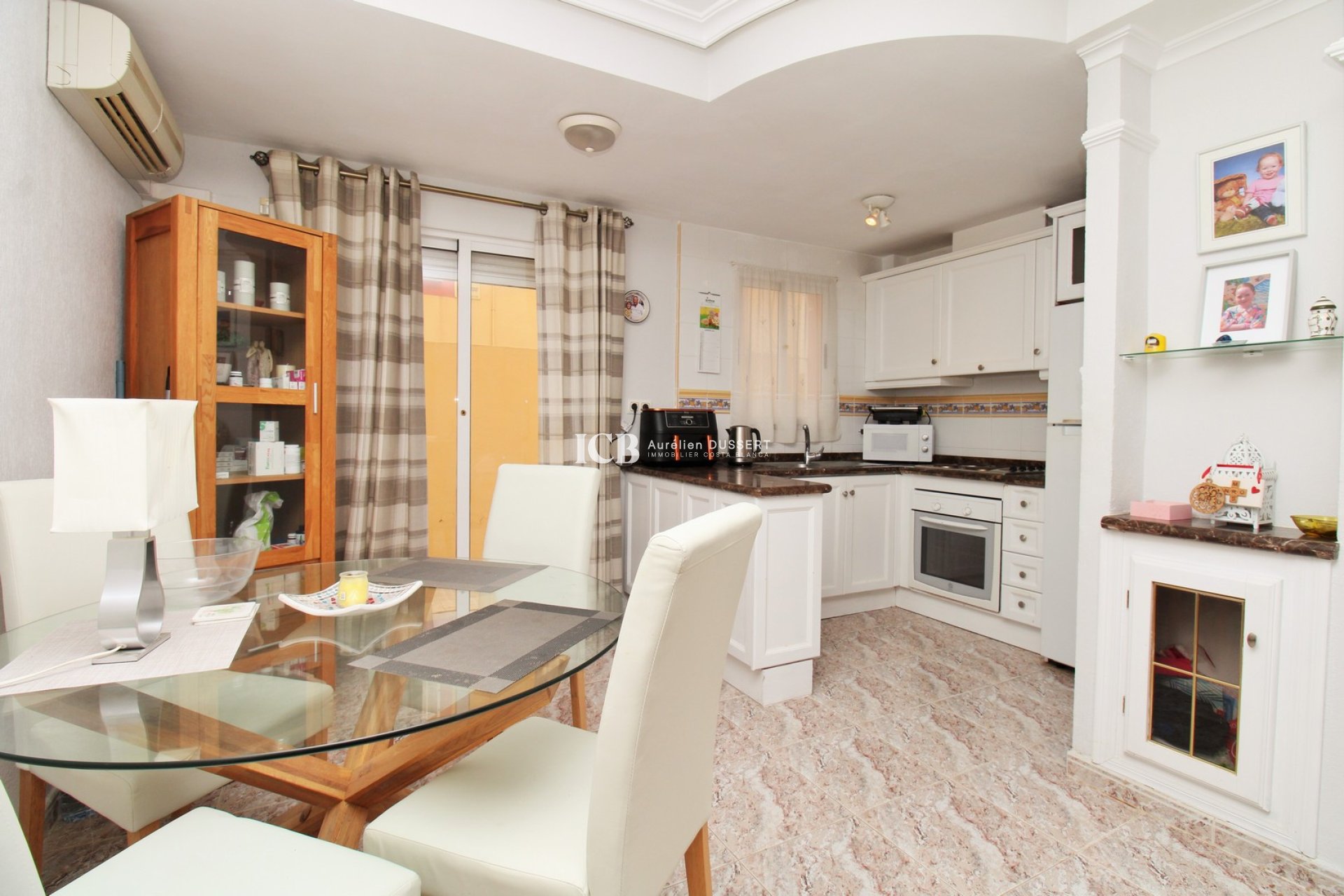 Resale - Townhouse -
Orihuela Costa - Villamartín