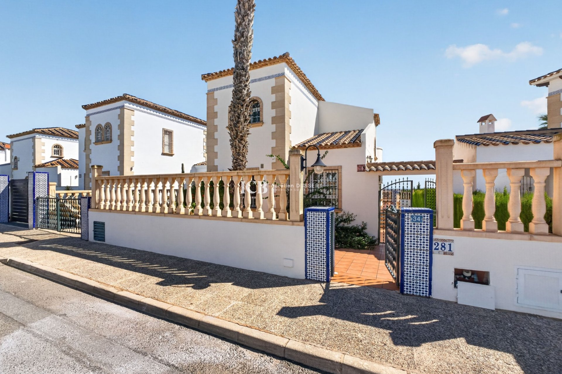 Resale - Townhouse -
Orihuela Costa - Villamartín