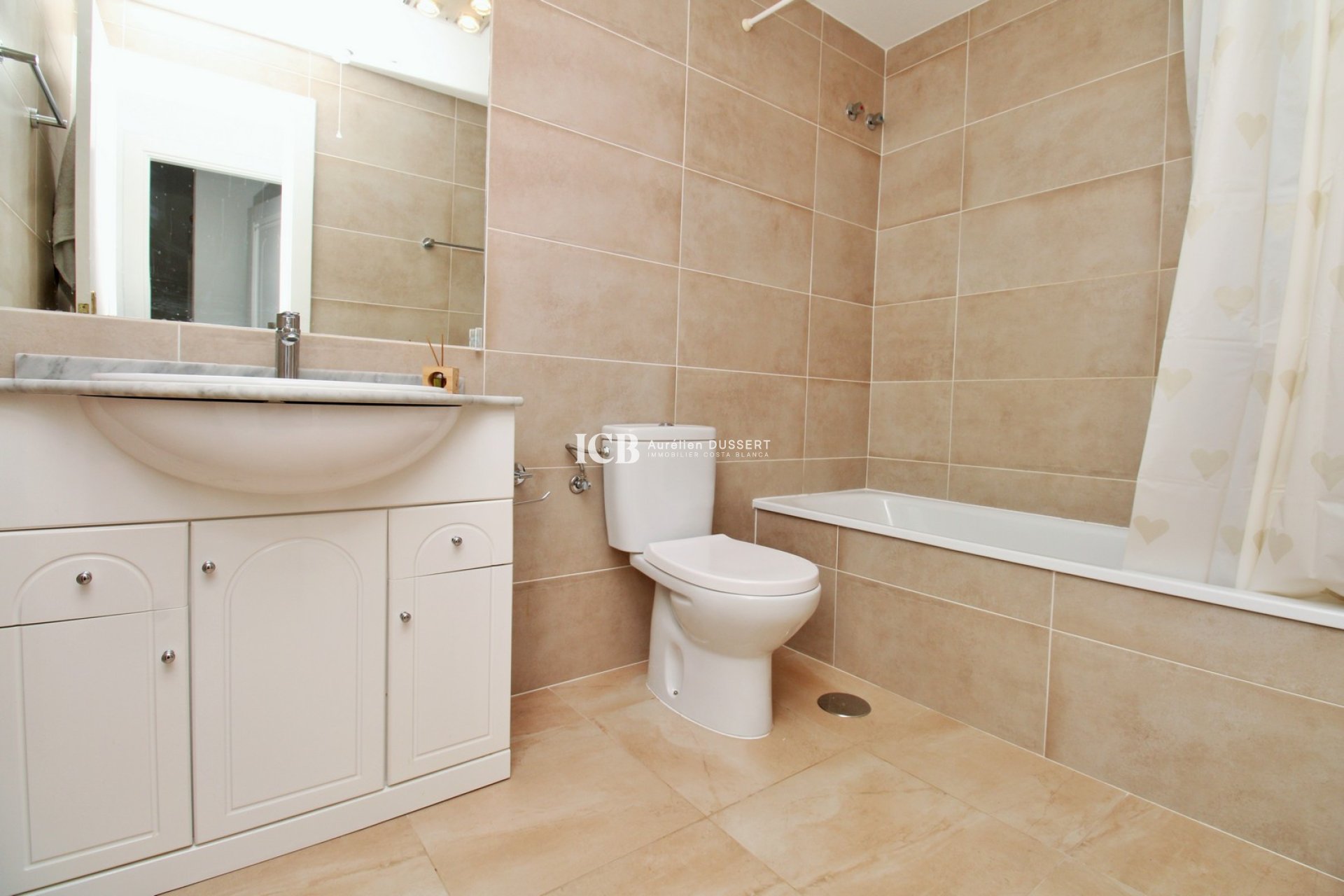 Resale - Townhouse -
Orihuela Costa - Villamartín
