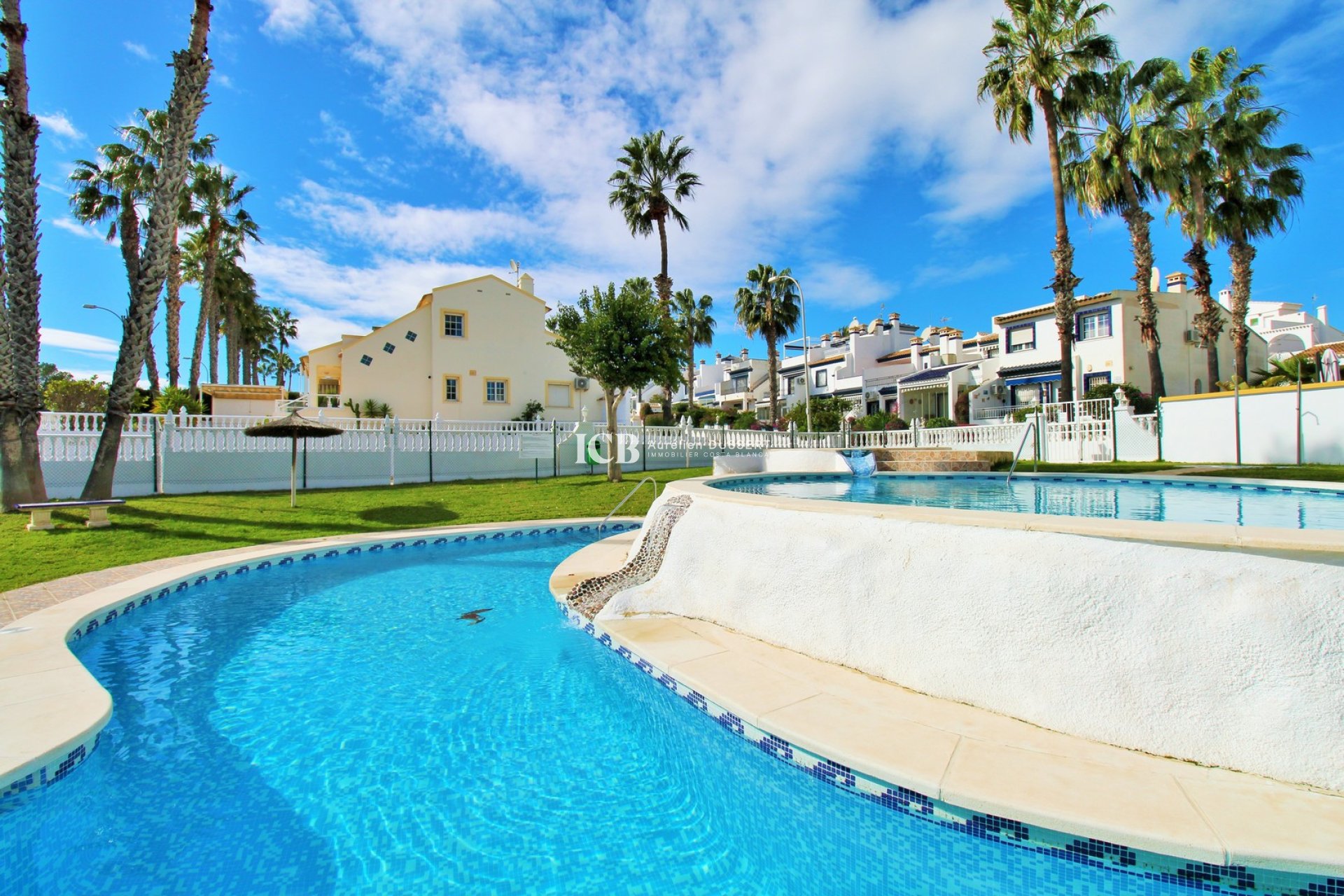 Resale - Townhouse -
Orihuela Costa - Villamartín