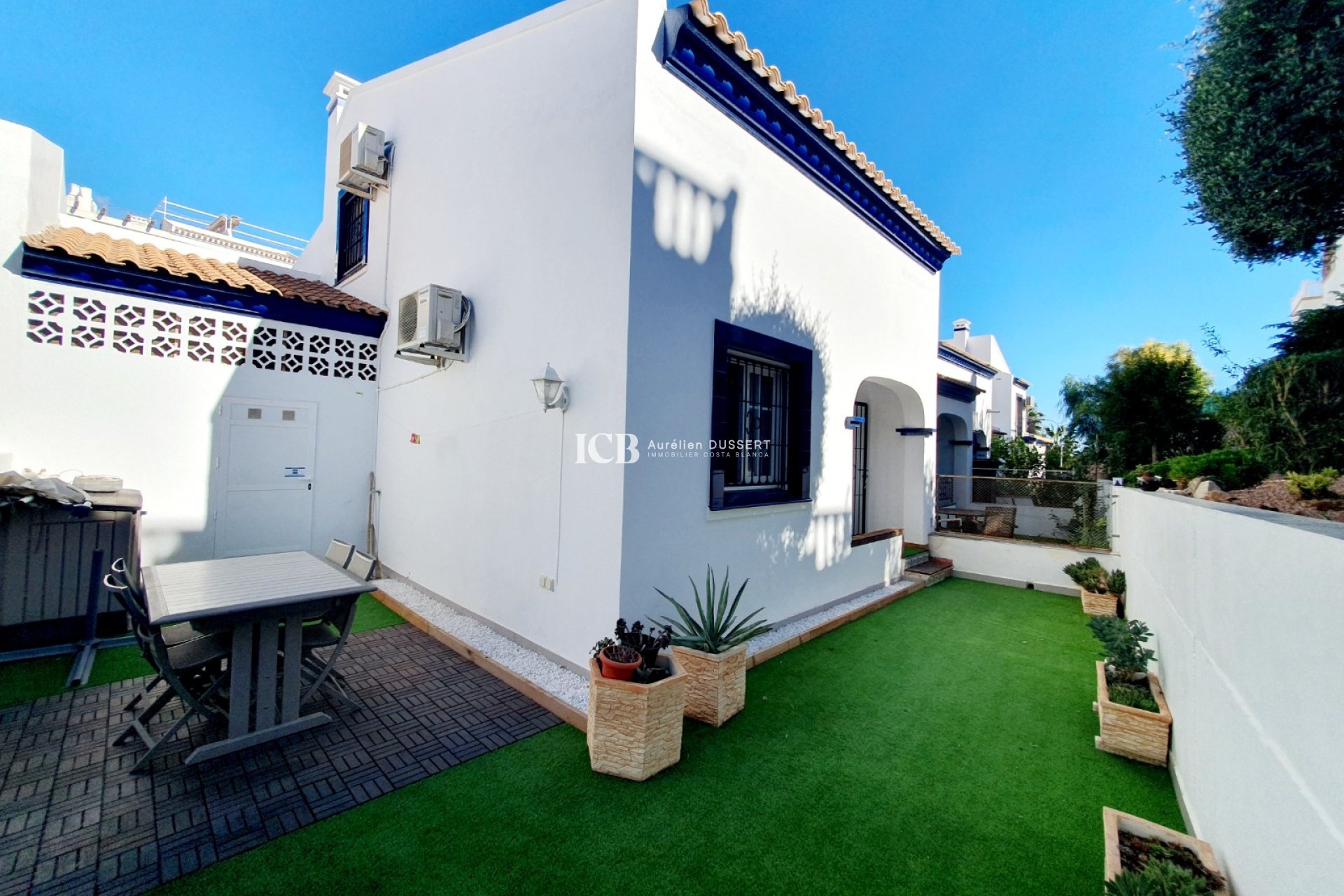 Resale - Townhouse -
Orihuela Costa - Villamartín