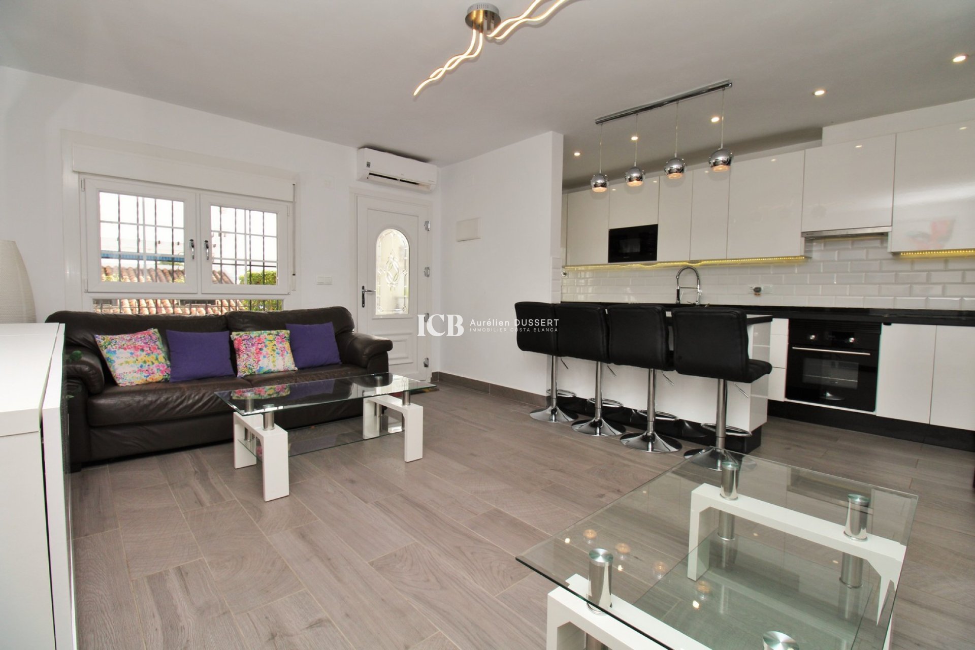 Resale - Townhouse -
Orihuela Costa - Villamartín